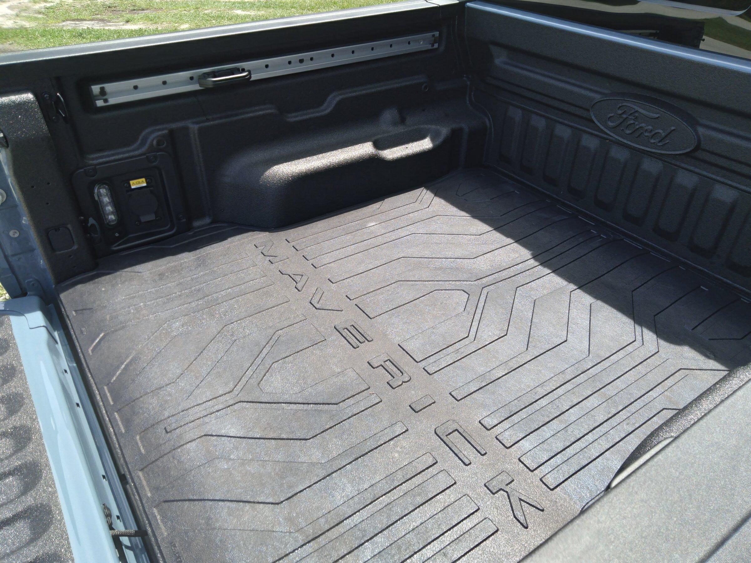 Ford Maverick New Bed Mat Installed 20220408_124036