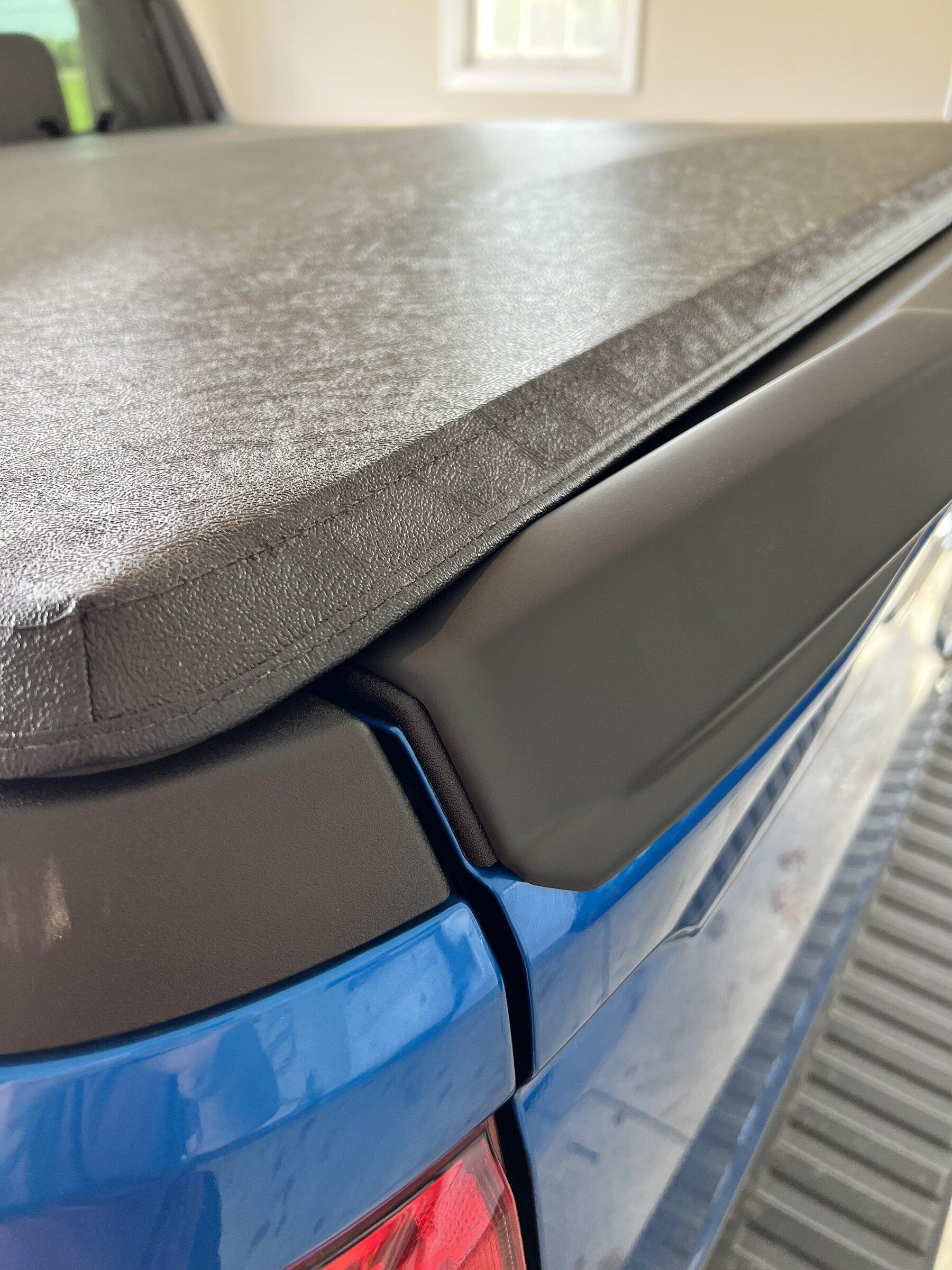 Ford Maverick Gator SFX Tri-fold 2071811A-9C08-4EDF-91C7-1E37F2834A5D