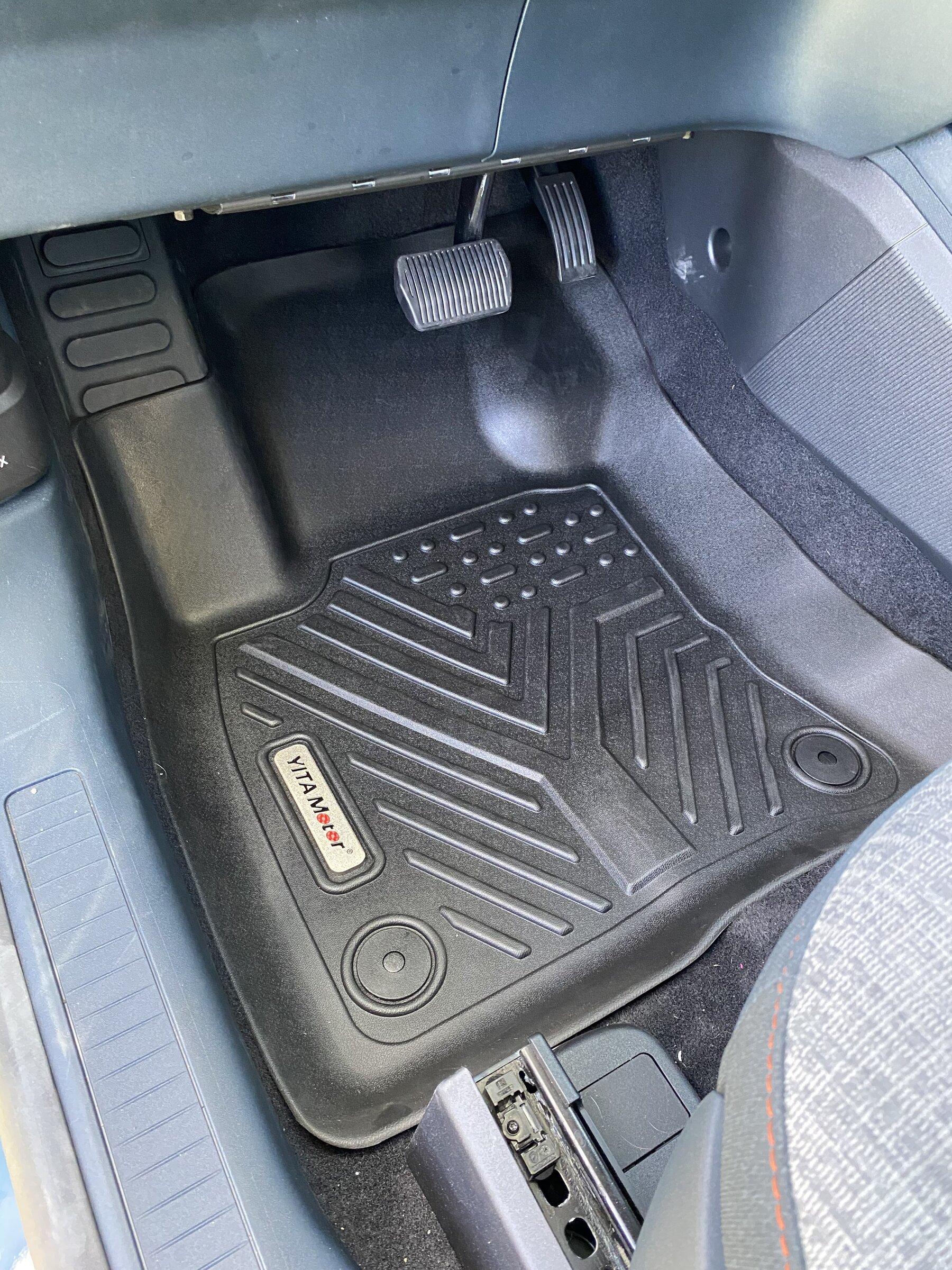 Ford Maverick Hybrid floor mats 6BD749BA-3602-472A-A85F-A65B94A781E7