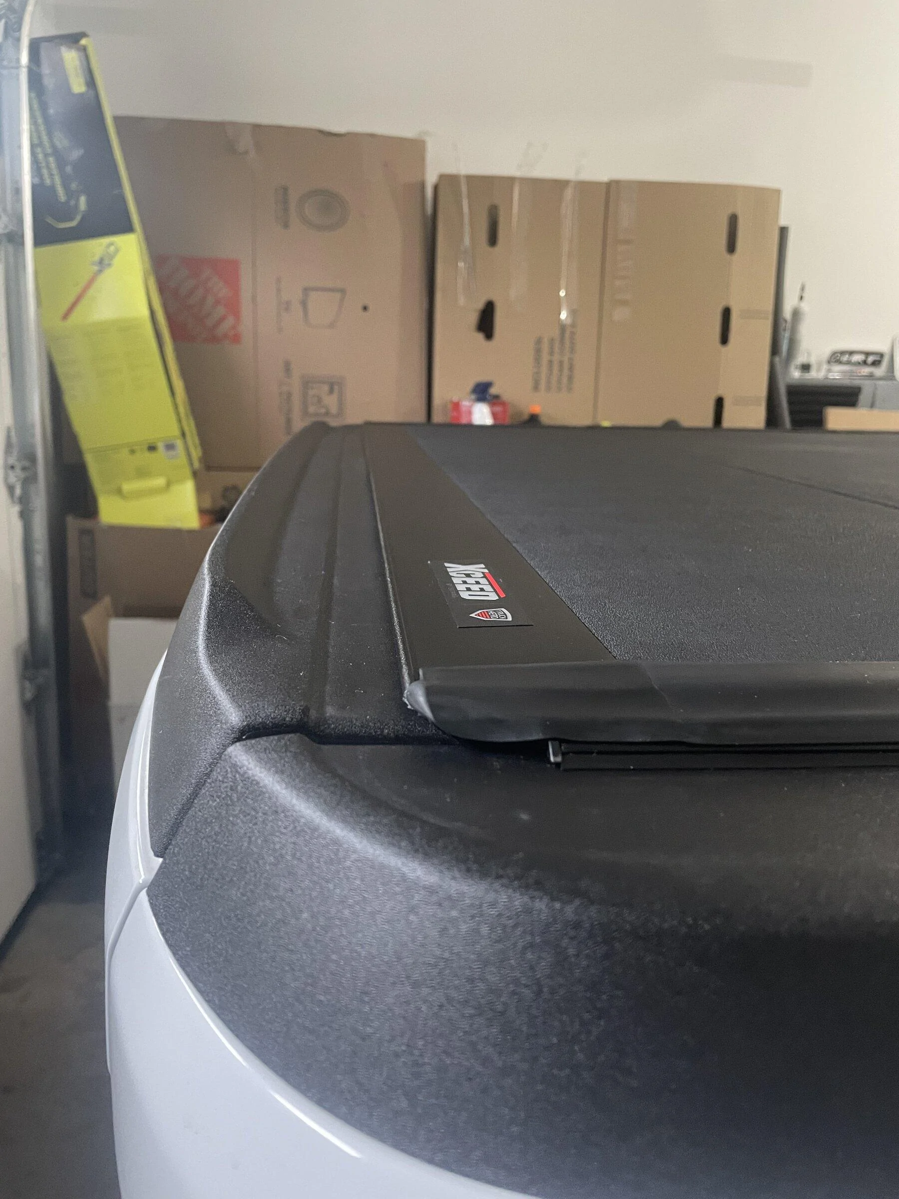 Ford Maverick Extang Xceed hard folding tonneau B93F83C6-CF14-448E-BAE9-5732F0E680A5