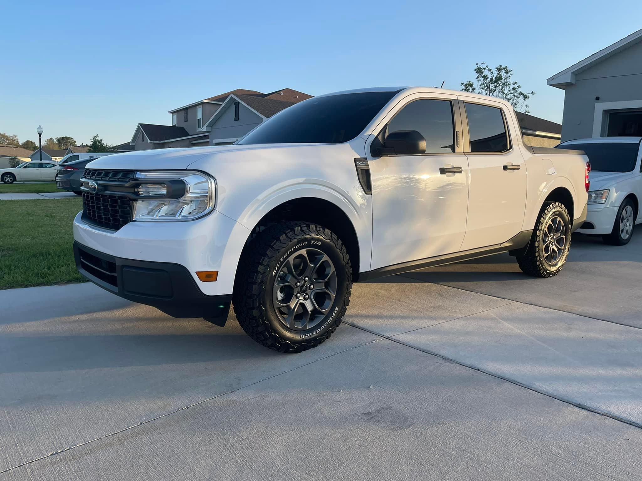 Ford Maverick OXFORD WHITE Maverick Photos Thread 277750987_10160189901912445_7747264270769215470_n