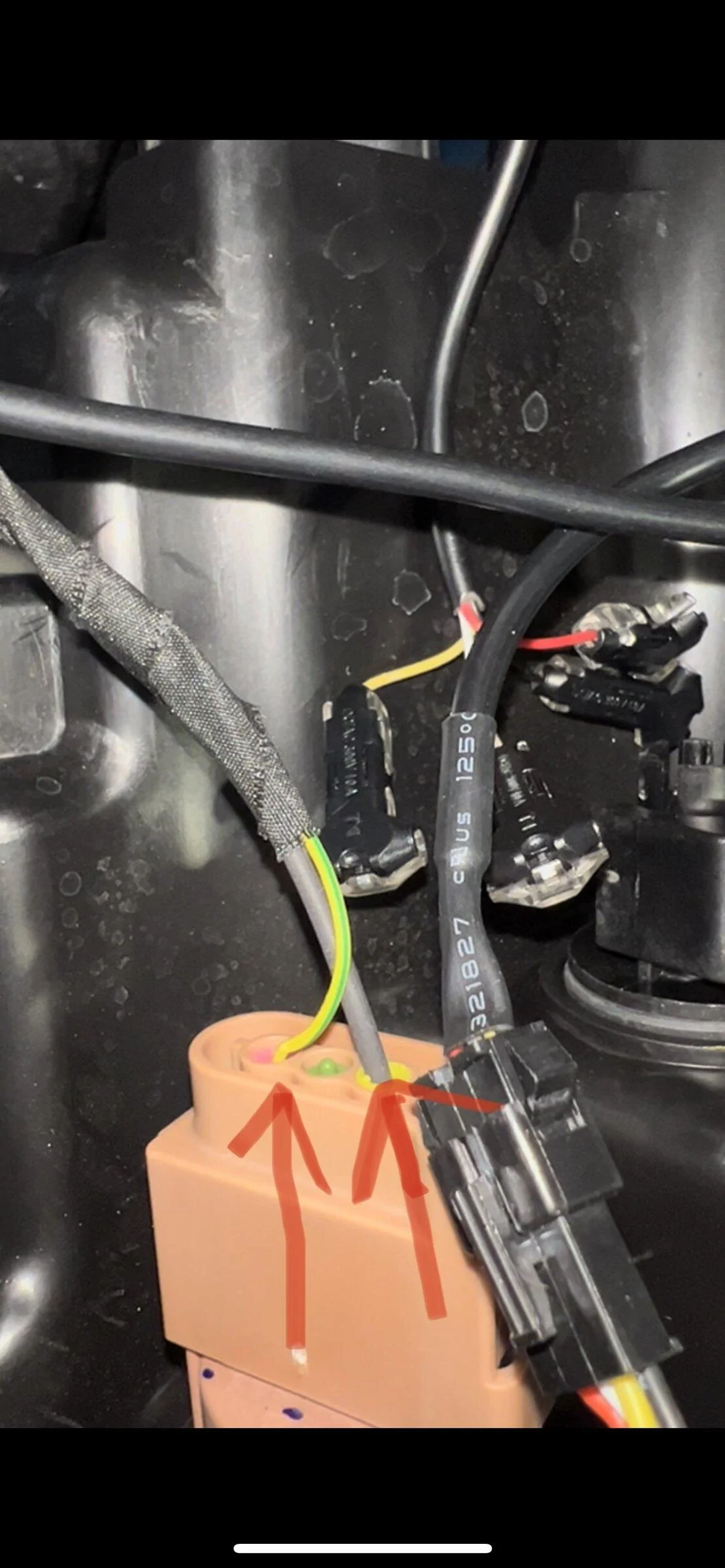 Ford Maverick How to wire switchbacks on Lariat DRL 6275FC0D-D2B1-4D9D-B808-CFA537498896