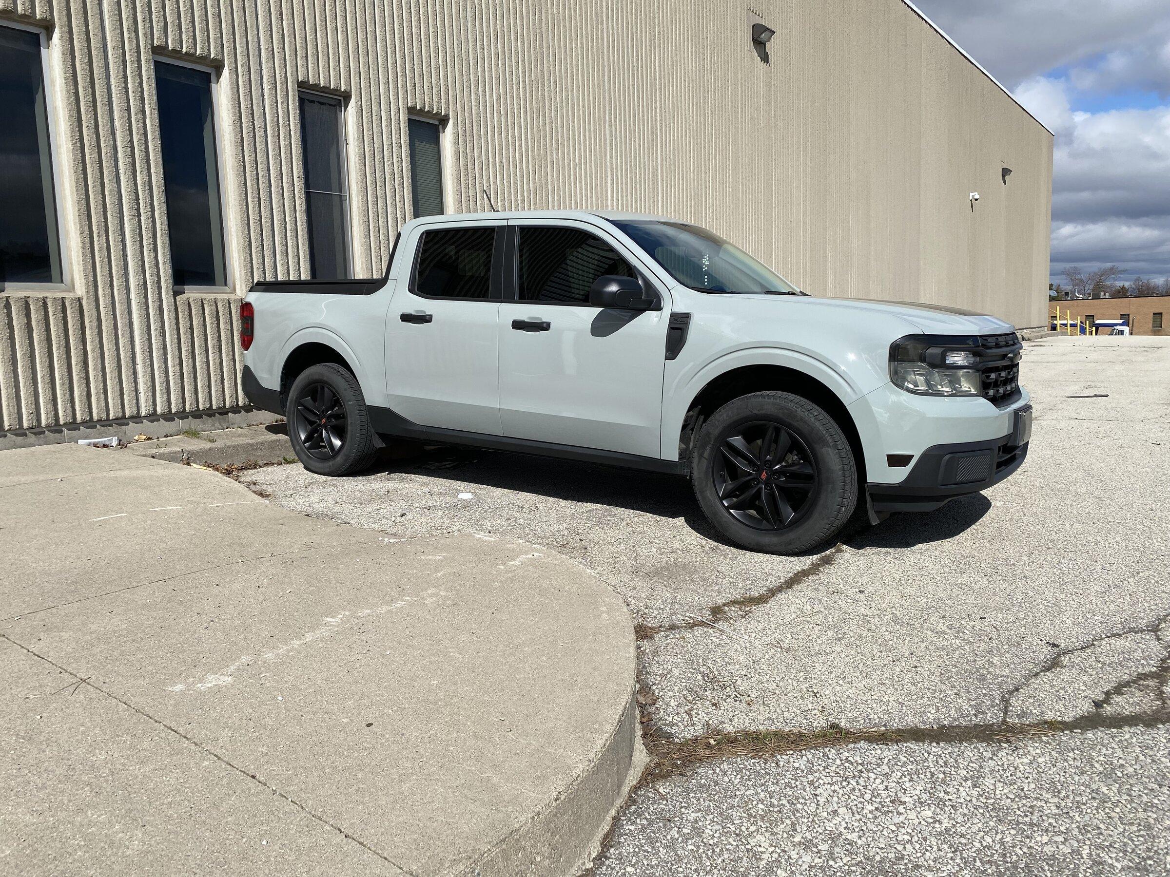 Ford Maverick 2022 Ford Maverick with 2018 Ford Edge Titanium package 19" wheel set 31A05DD6-9D96-445B-991A-598B81006CE3