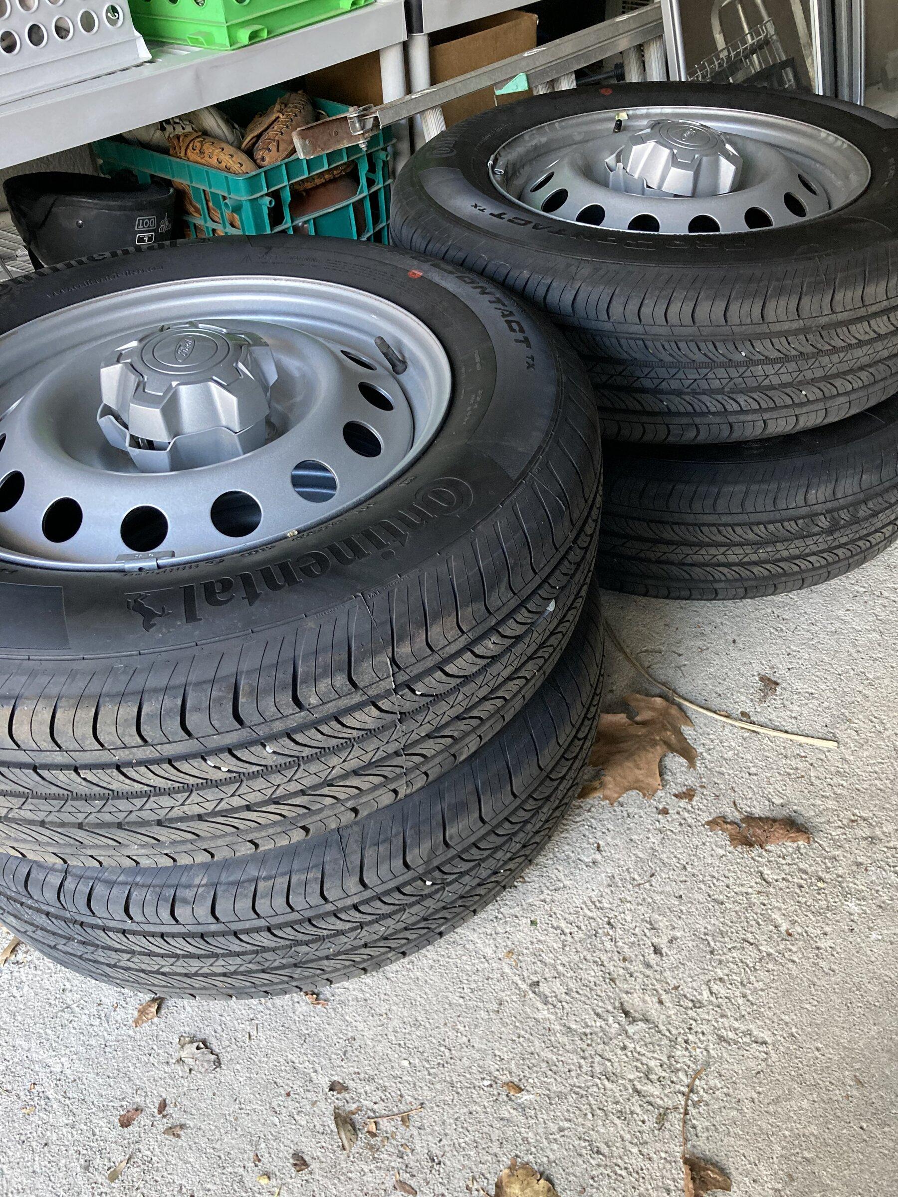 Ford Maverick XL Steel Wheels and Tires (35 miles on them) EB6C157E-ACC4-4E25-A5A7-3E71AC2FA50F