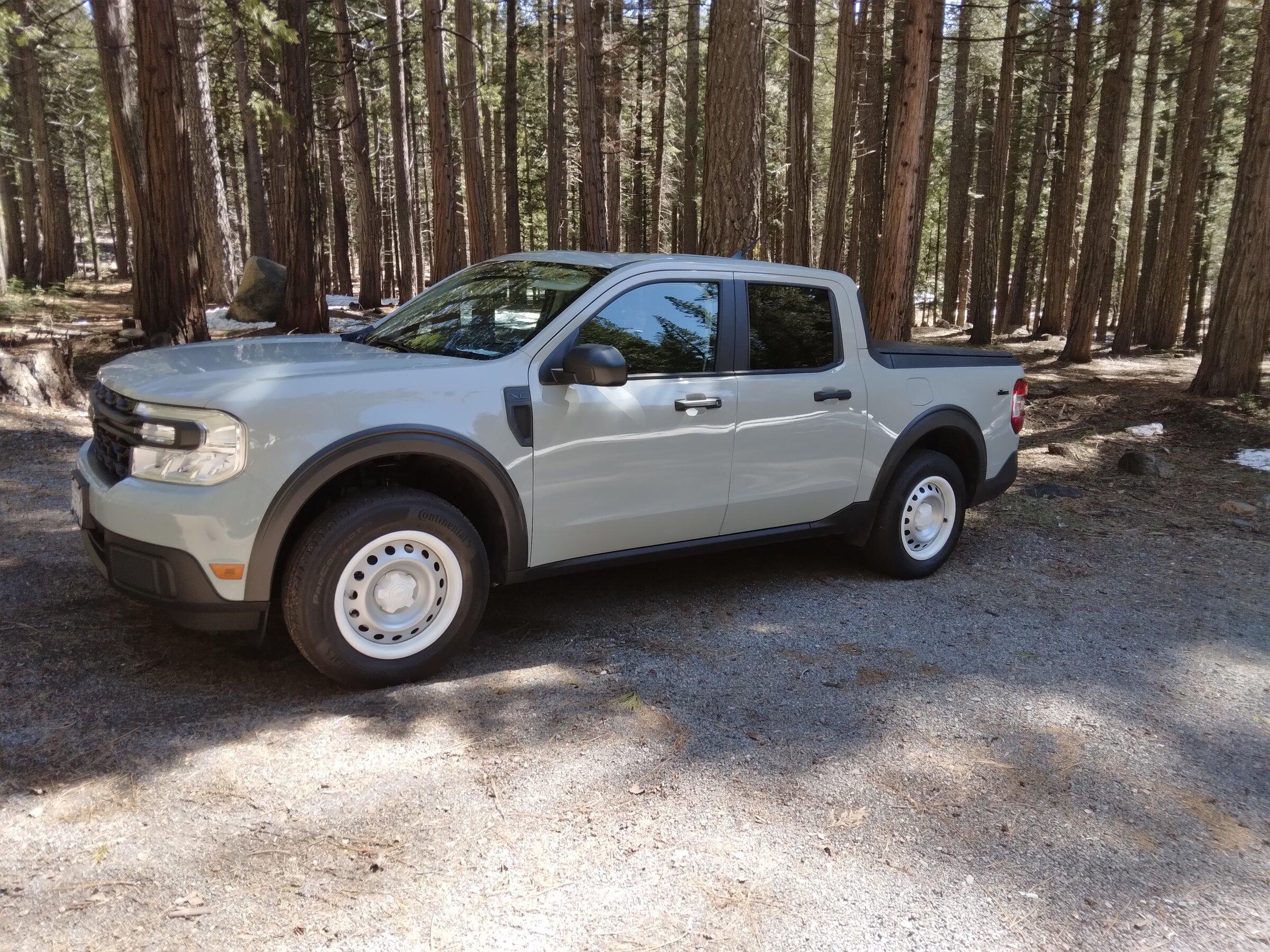 Ford Maverick Black center caps on steel wheels! 2CFEAFF5-DC12-4070-A09A-FC07FFCDBA9B