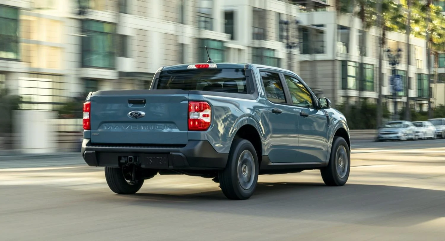 Ford Maverick TERMINIX BOUGHT 90 2022 MAVERICK HYBRIDS AS WORK TRUCK verick-XLT-Hybrid-Exterior-024-rear-three-quarters