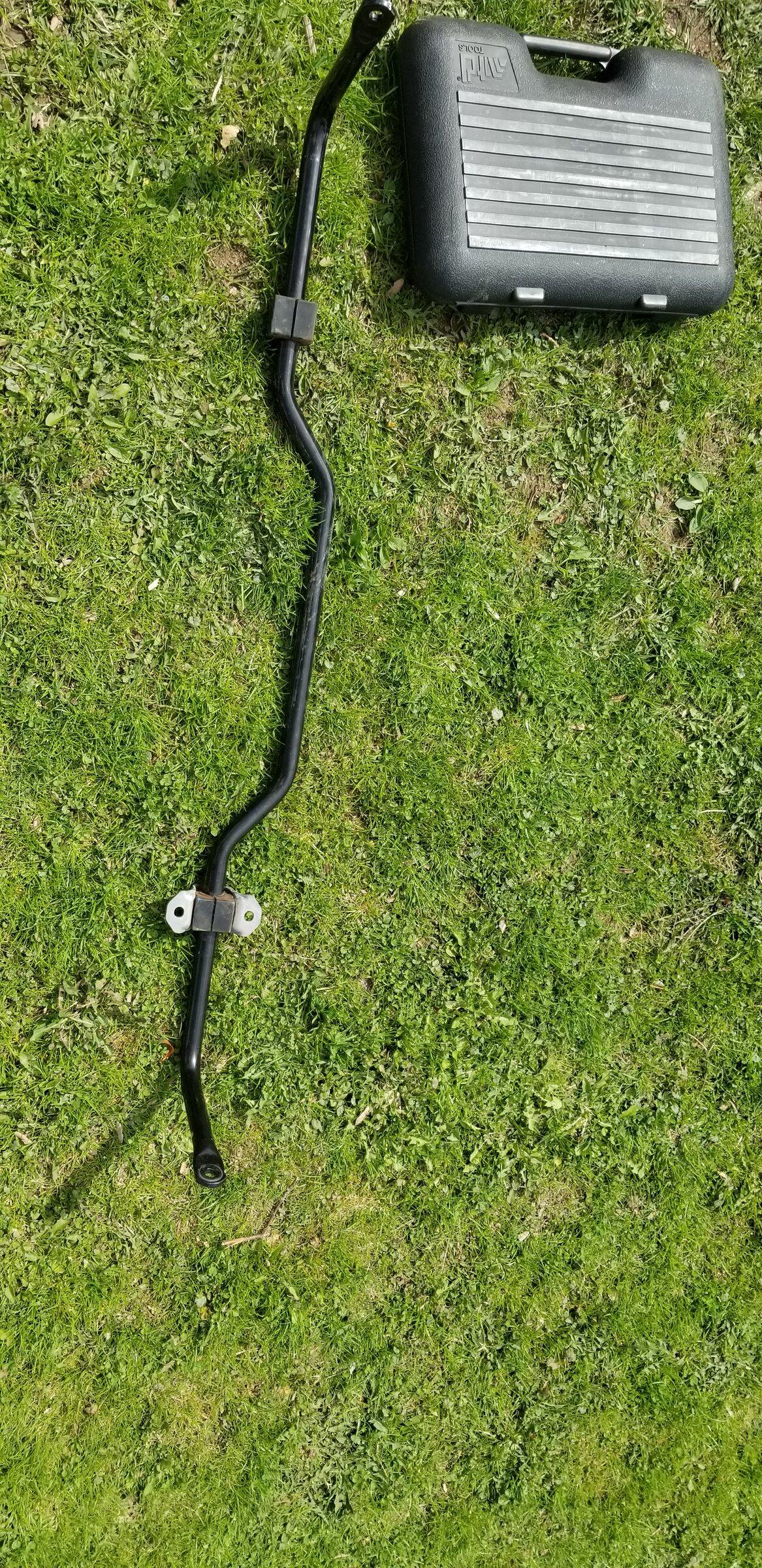 Ford Maverick Rear sway bar & mrt exhaust installed 20220424_154641