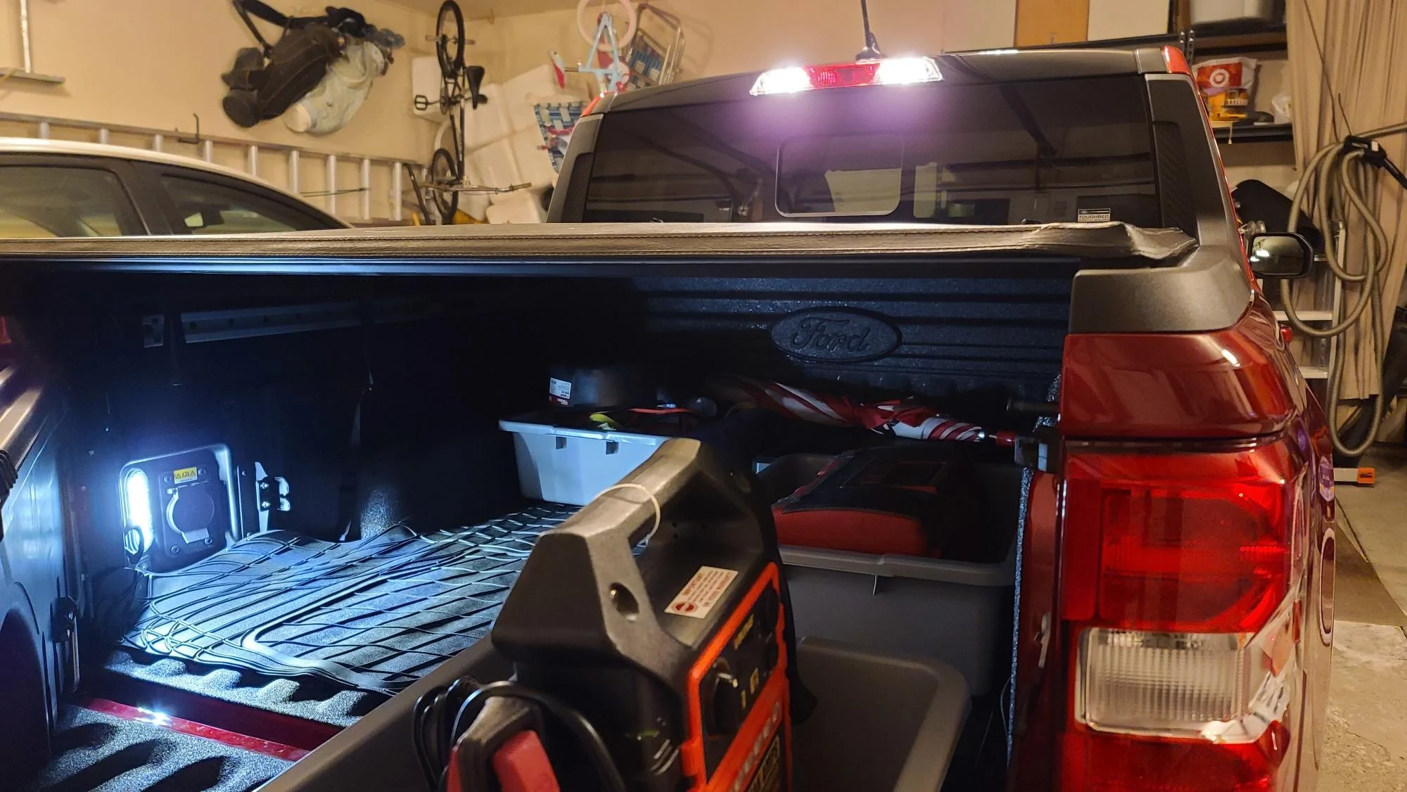 Ford Maverick Can't turn off the Cargo lights Maverick Cargo Lights On - 2022 04 25
