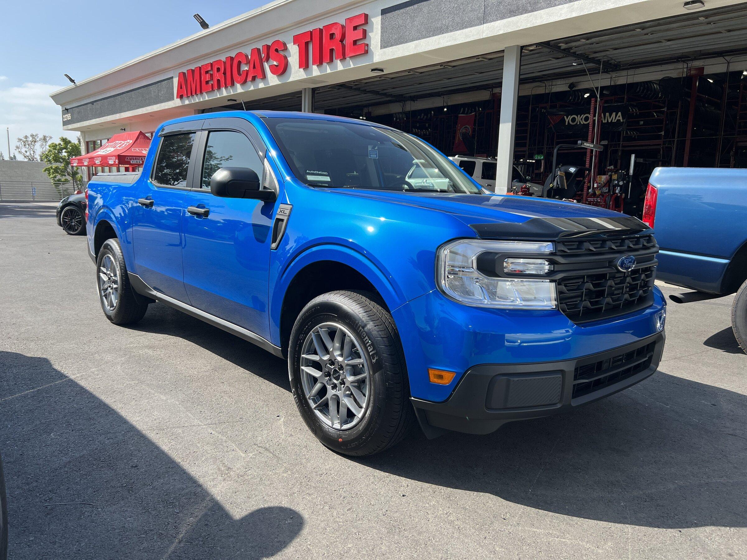 Ford Maverick Motiv Foil 435B wheels on stock tires IMG_6522
