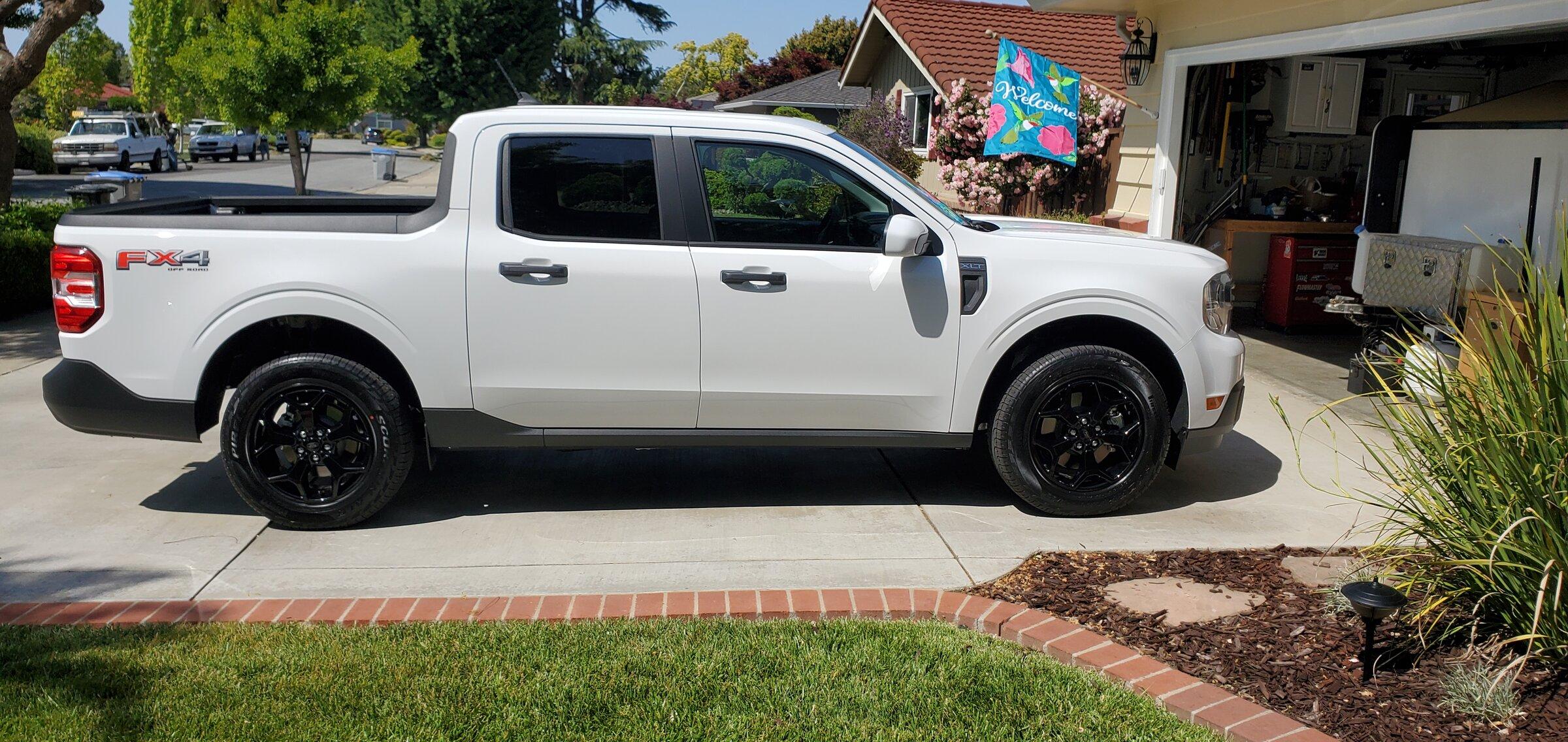 Ford Maverick OXFORD WHITE Maverick Photos Thread day 1 new mav