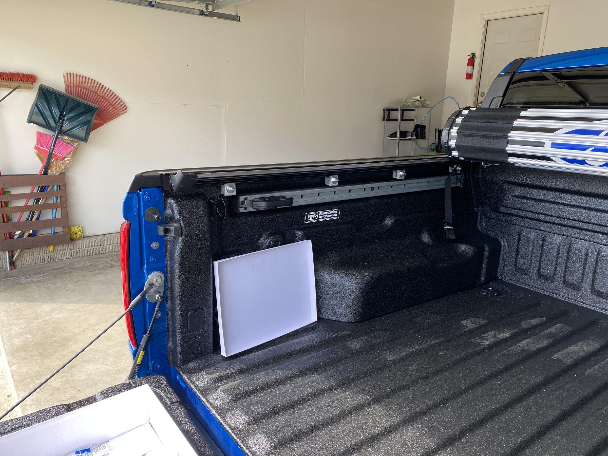 Ford Maverick 400 WATT INVERTER OUTLET MISSING IN TRUCK BED EDC2930B-6B9B-48FD-9118-31AEF601F65D