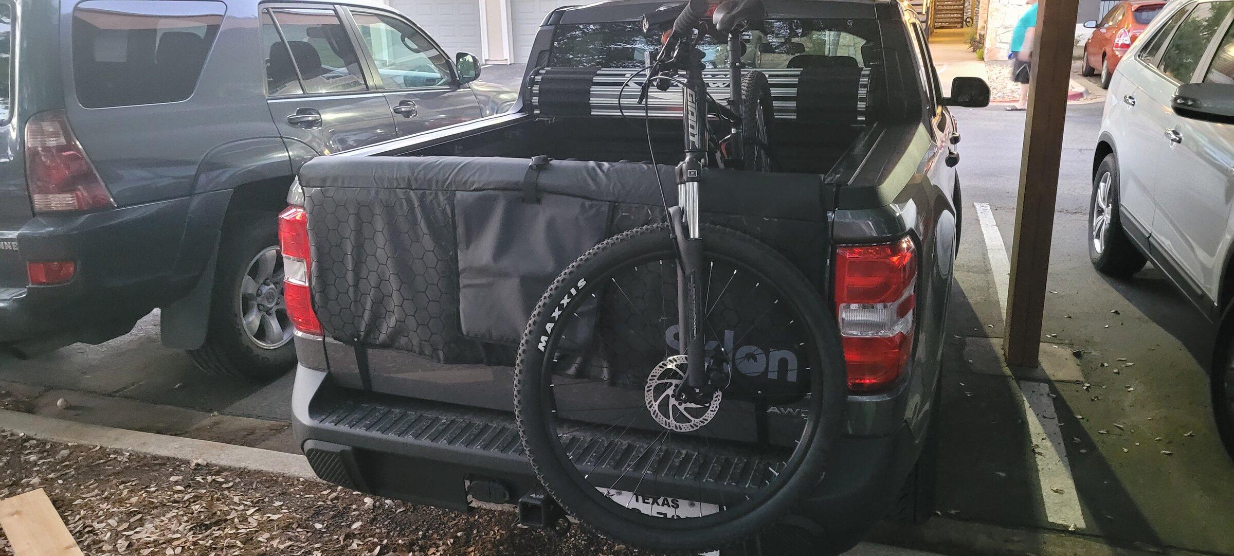 Ford Maverick GREAT TAILGATE COVER BIKE RACK W/ ATTACHED PADLOCK 20220426_201628