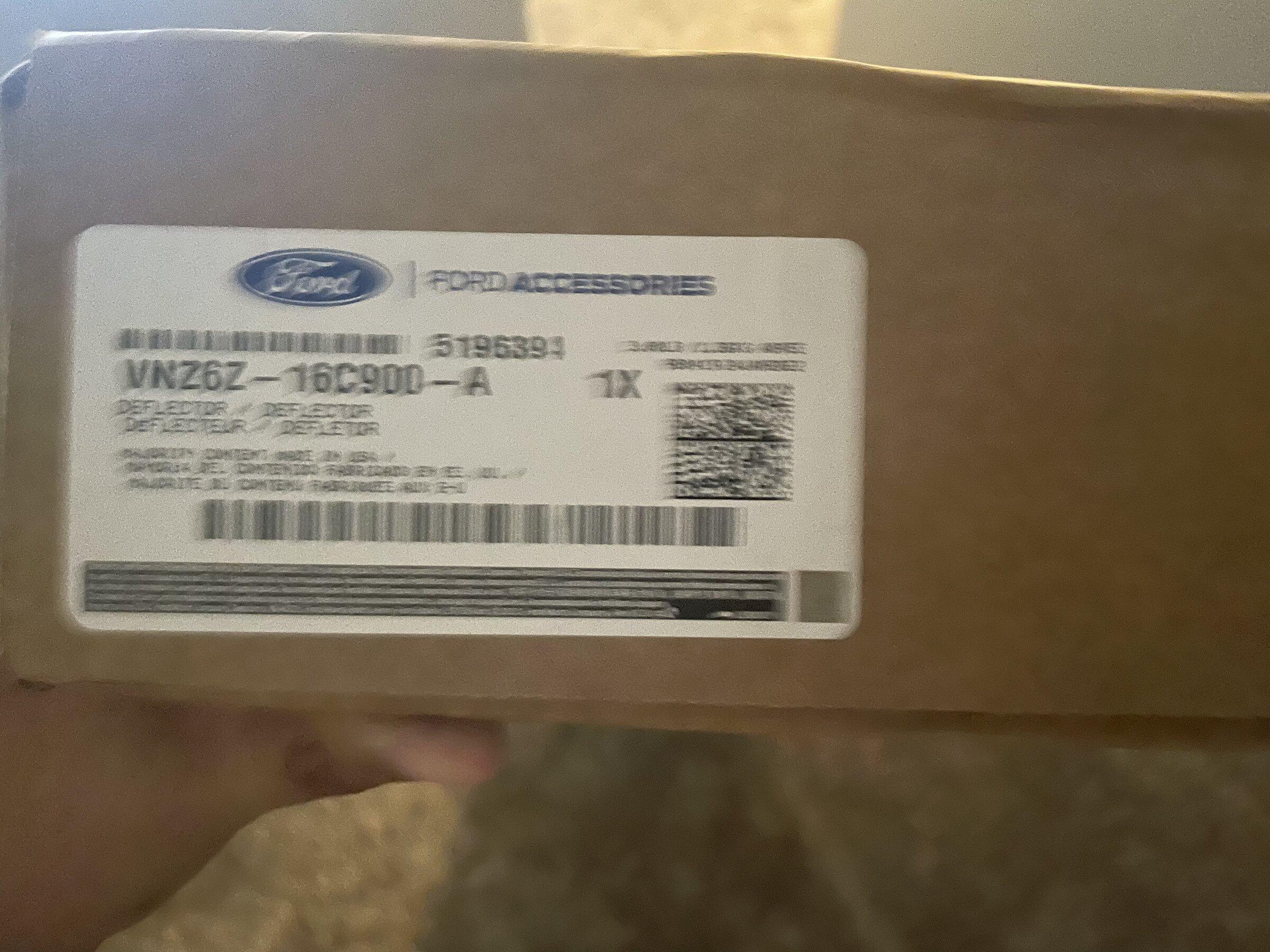 Ford Maverick Oem hood deflector tail gate letters A1FC6BFE-88CF-45DD-B323-B5A21B343CDB