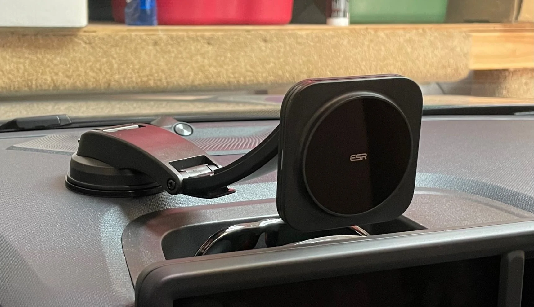 Ford Maverick Magsafe Mount for use as Dashcam IMG_0424
