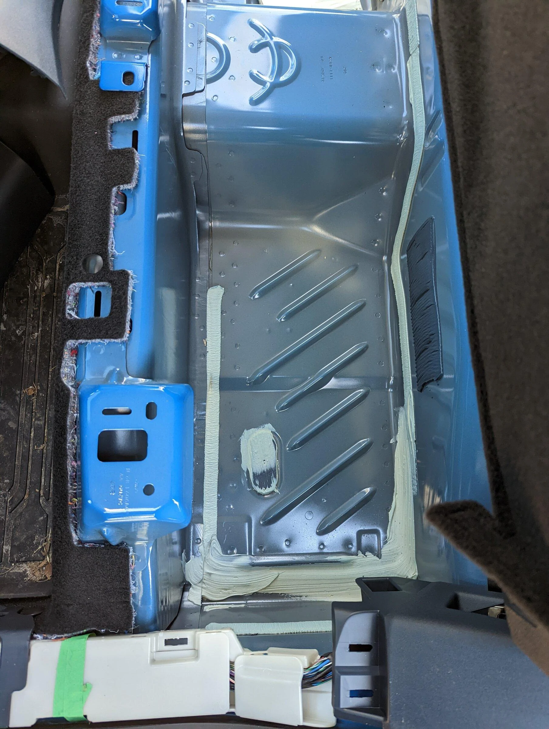 Ford Maverick Upgrading the Maverick B&O Sound System - DIY Howto PXL_20220322_205932269