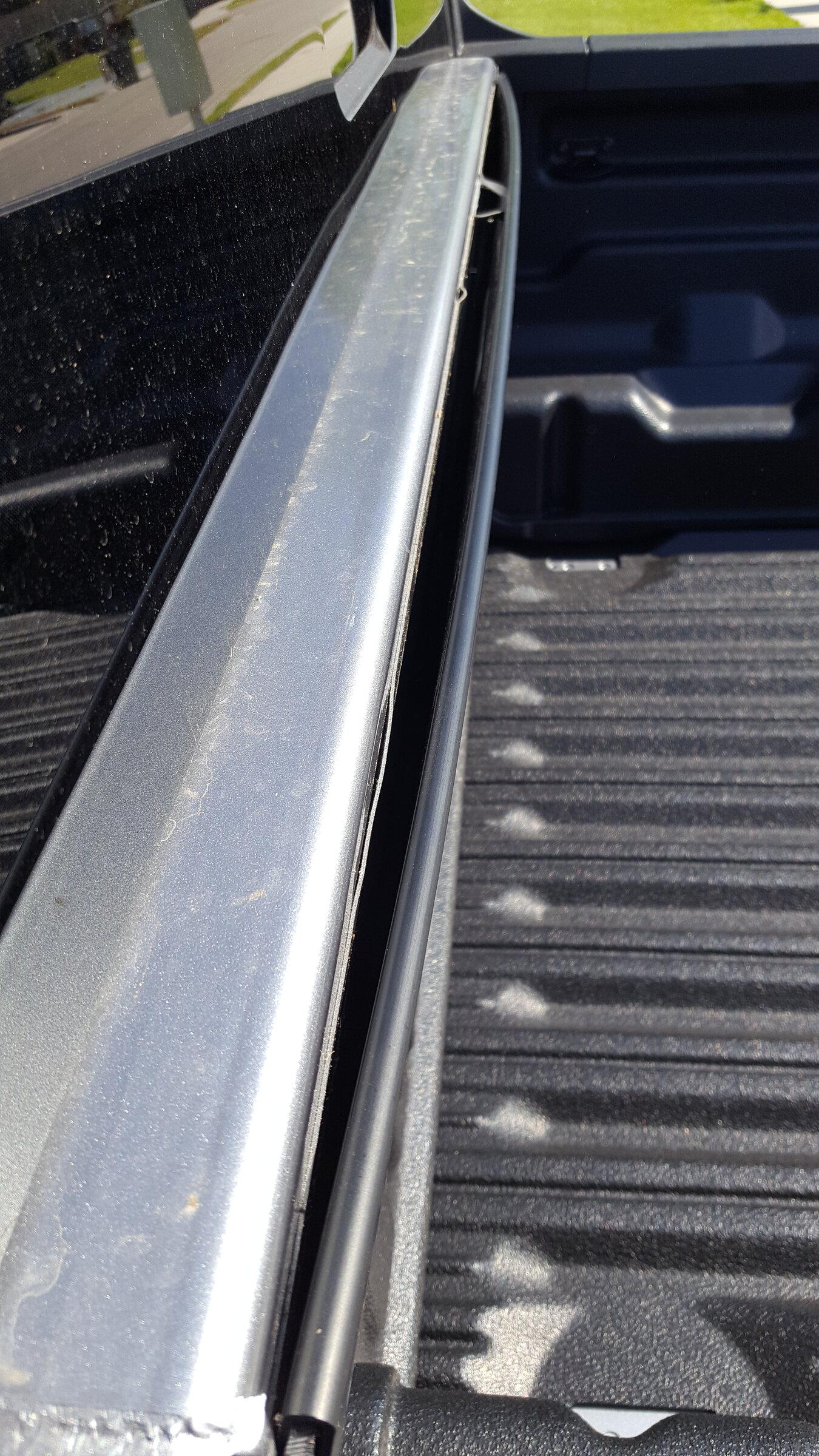 Ford Maverick Cab panel of Flex Bed warped 20220411_164135