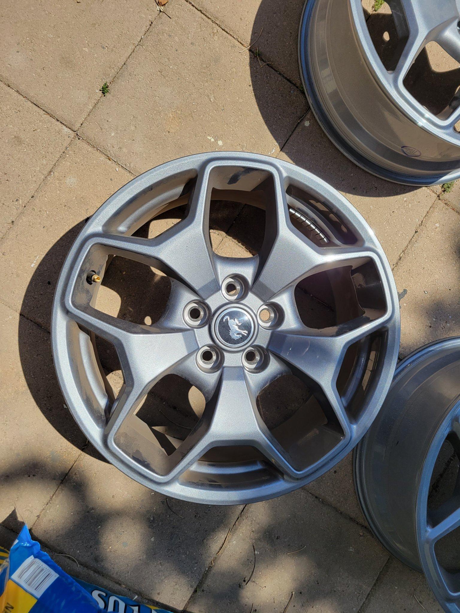 Ford Maverick Bronco sport badland wheels 20220507_113639