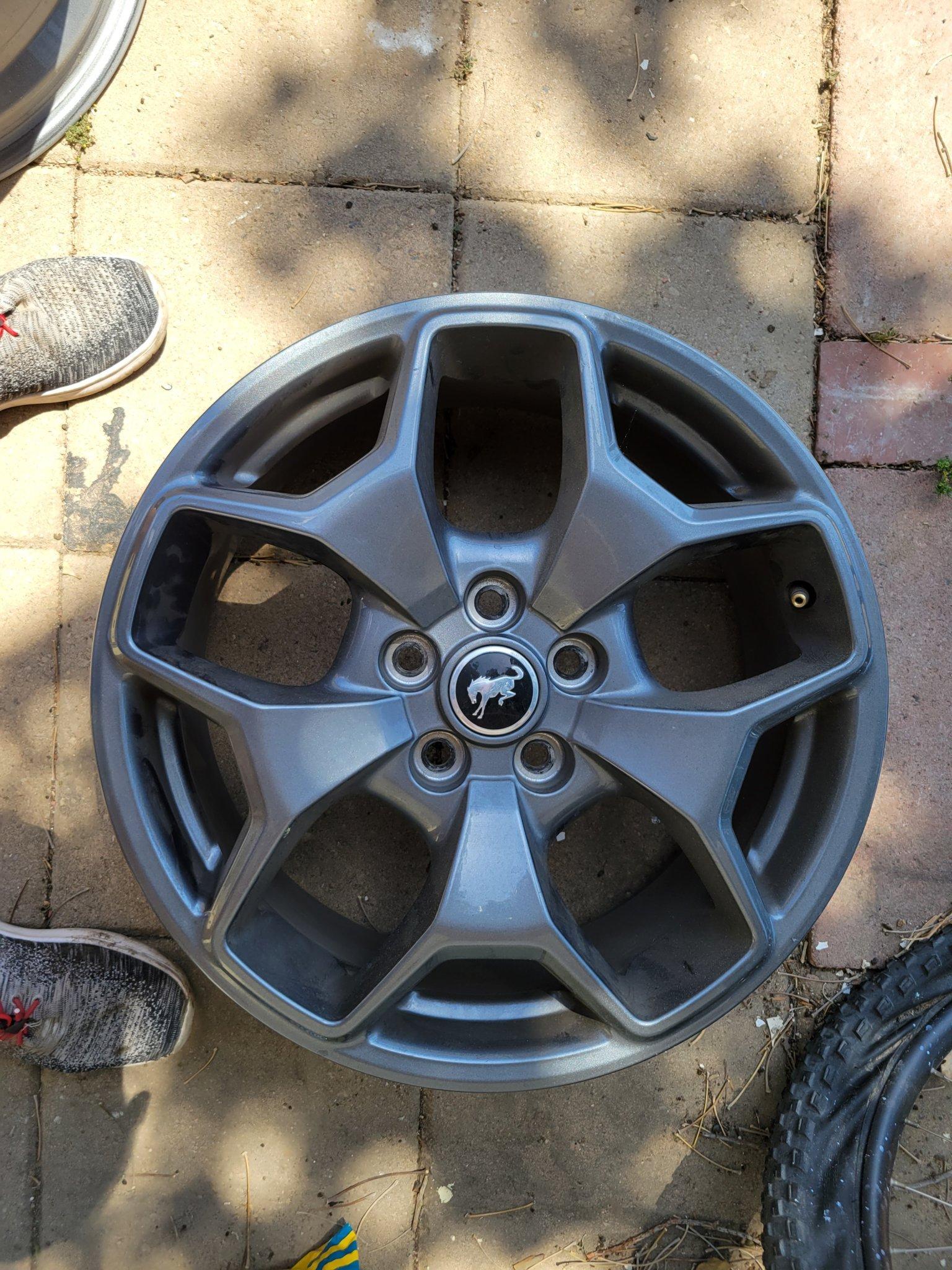 Ford Maverick (SoCal) WTB XLT Rims 20220507_113614