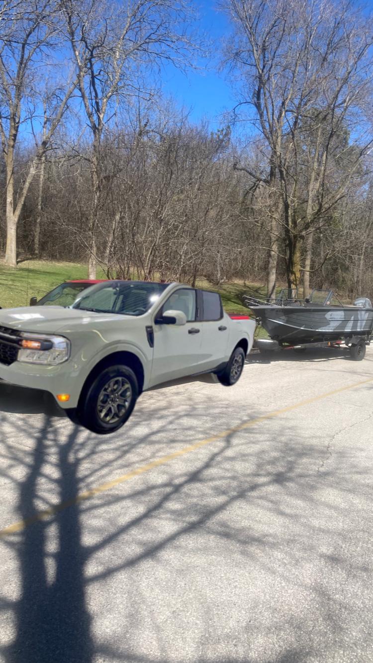 Ford Maverick Catus gray Hybrid towing 18’ boat 0ADAD7FA-7EA3-4E33-AA60-79214B58AAB5