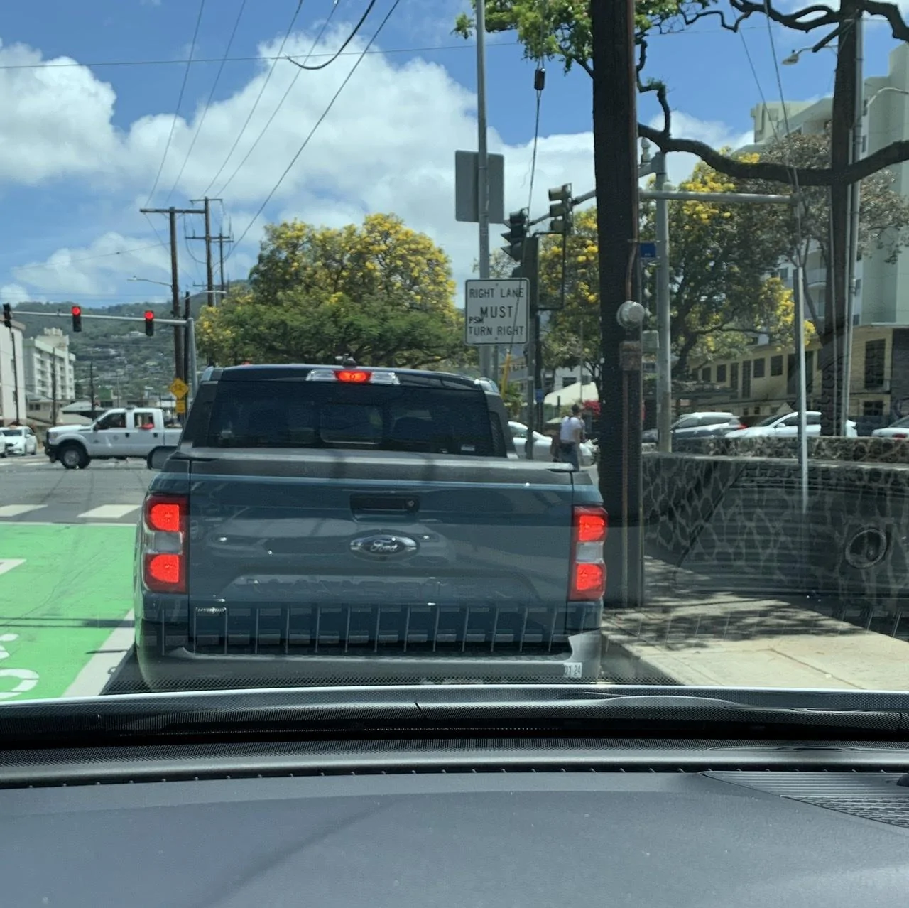 Ford Maverick In the Wild sighting in HNL! AE5D9685-876E-4E67-B109-848BD34CA17C