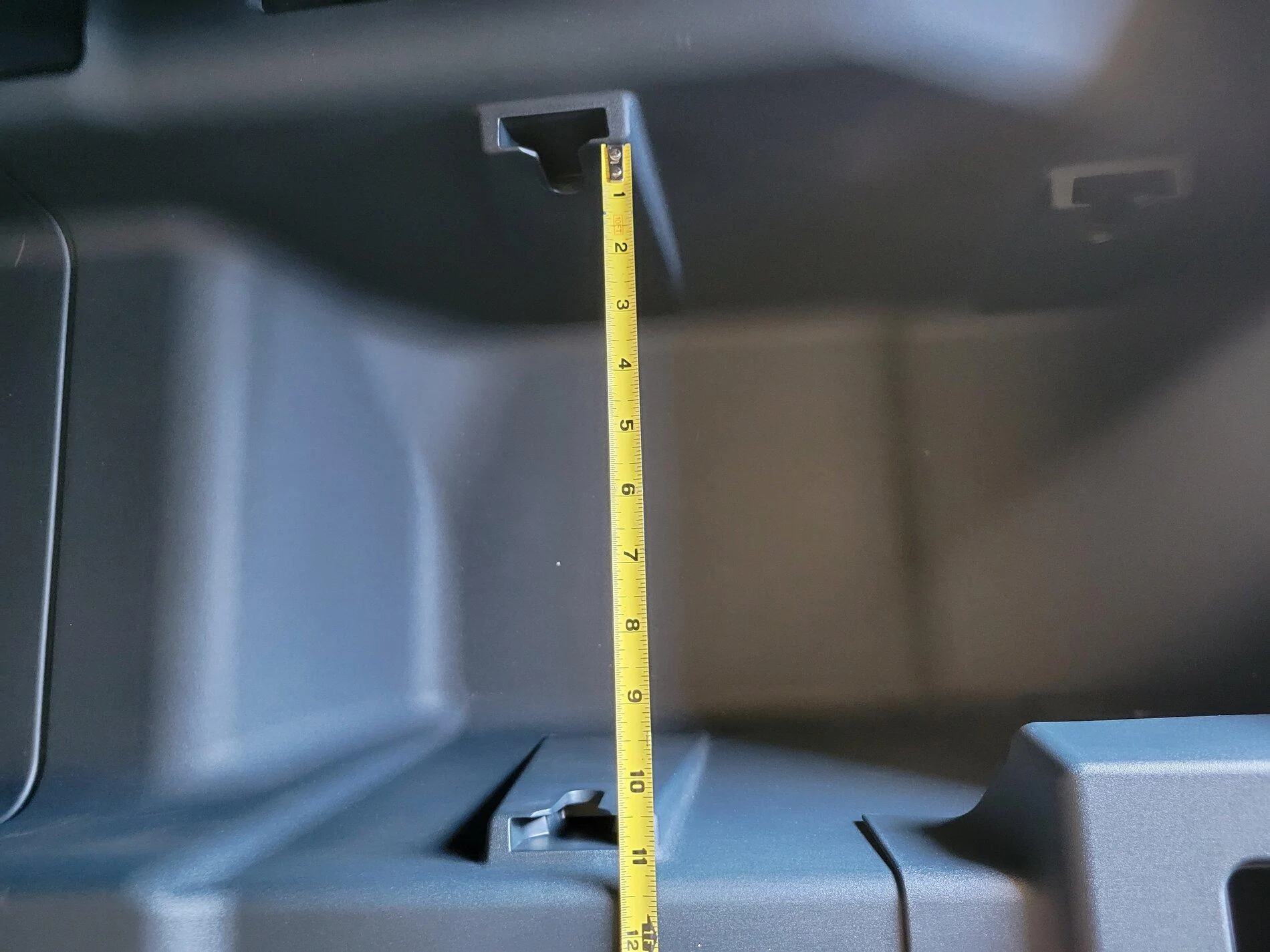 Ford Maverick Alto Blue Lariat FX4 Maverick Trainer Pics. Lots of Measurements / Dimensions Taken Alto Blue 8-25 storage  (3)