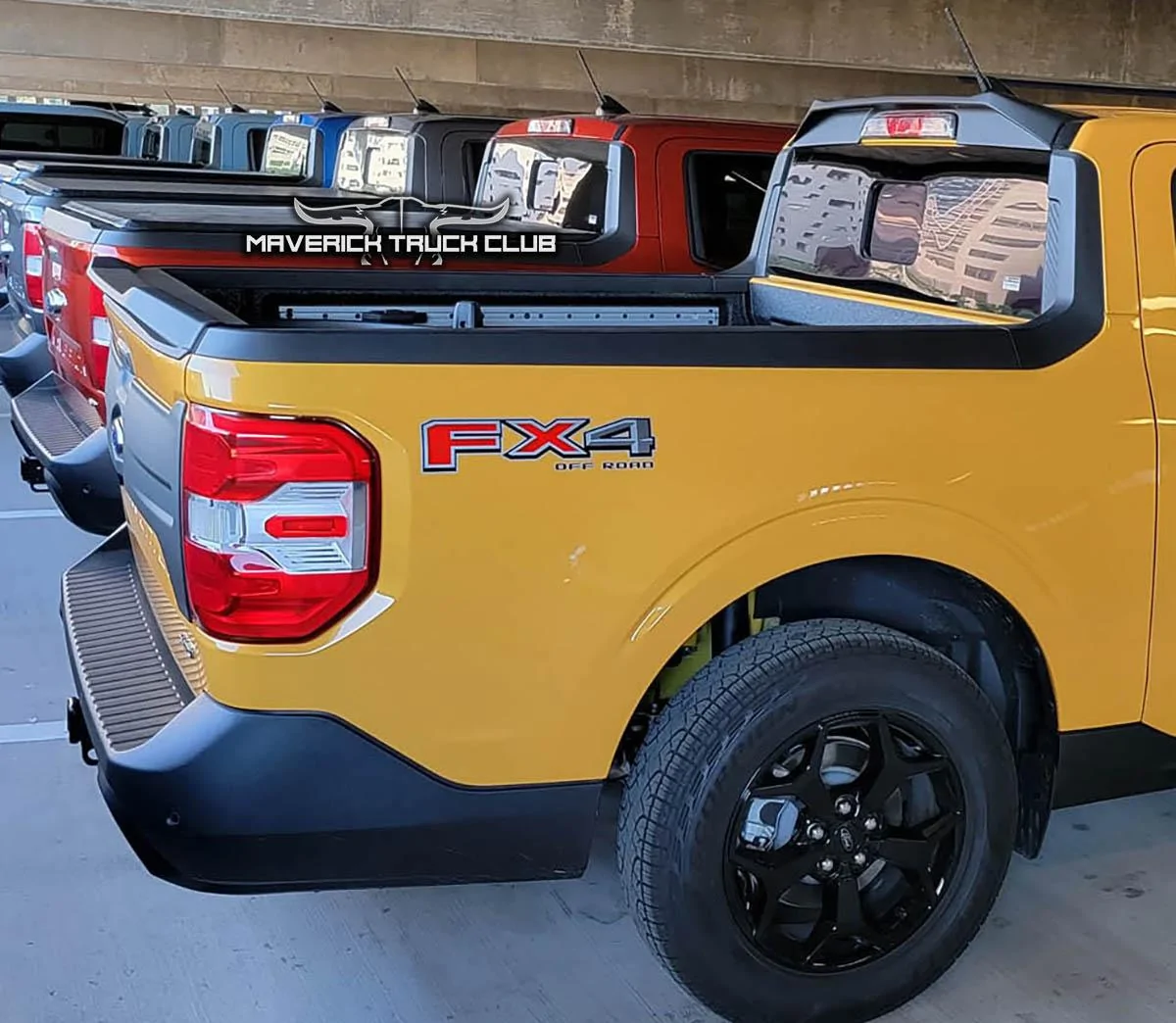 Ford Maverick 🔎 First Looks! 2022 Maverick Ford Accessories: Hood Scoop Kit, Tailgate Applique, Cab Roof Spoiler, Tailgate Spoiler, Yakima Low Profile Bed Rack 2022 Ford Maverick Hood Scoop Kit Satin Black by Air Design 3