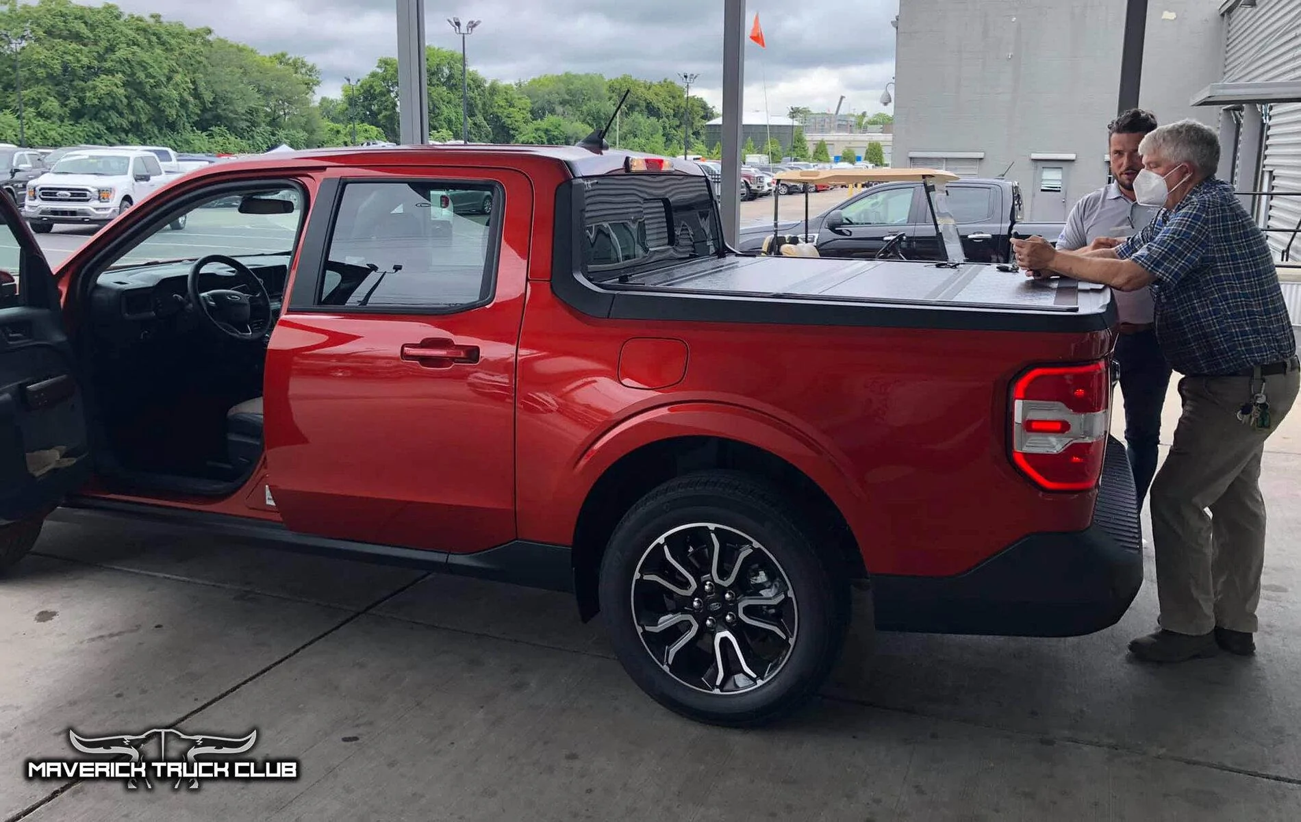 Ford Maverick HOT PEPPER RED Maverick Photos Thread Hot Pepper Red 2022 Maverick Lariat FX4 4