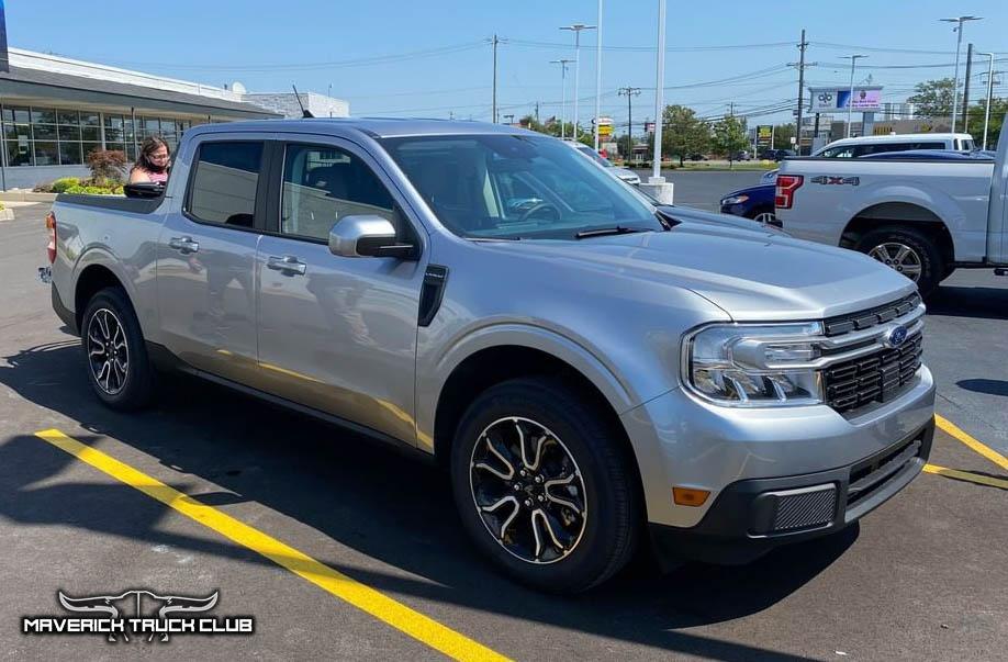 Ford Maverick ICONIC SILVER Maverick Photos Thread 2022 Ford Maverick Iconic Silver Pickup Truck 3