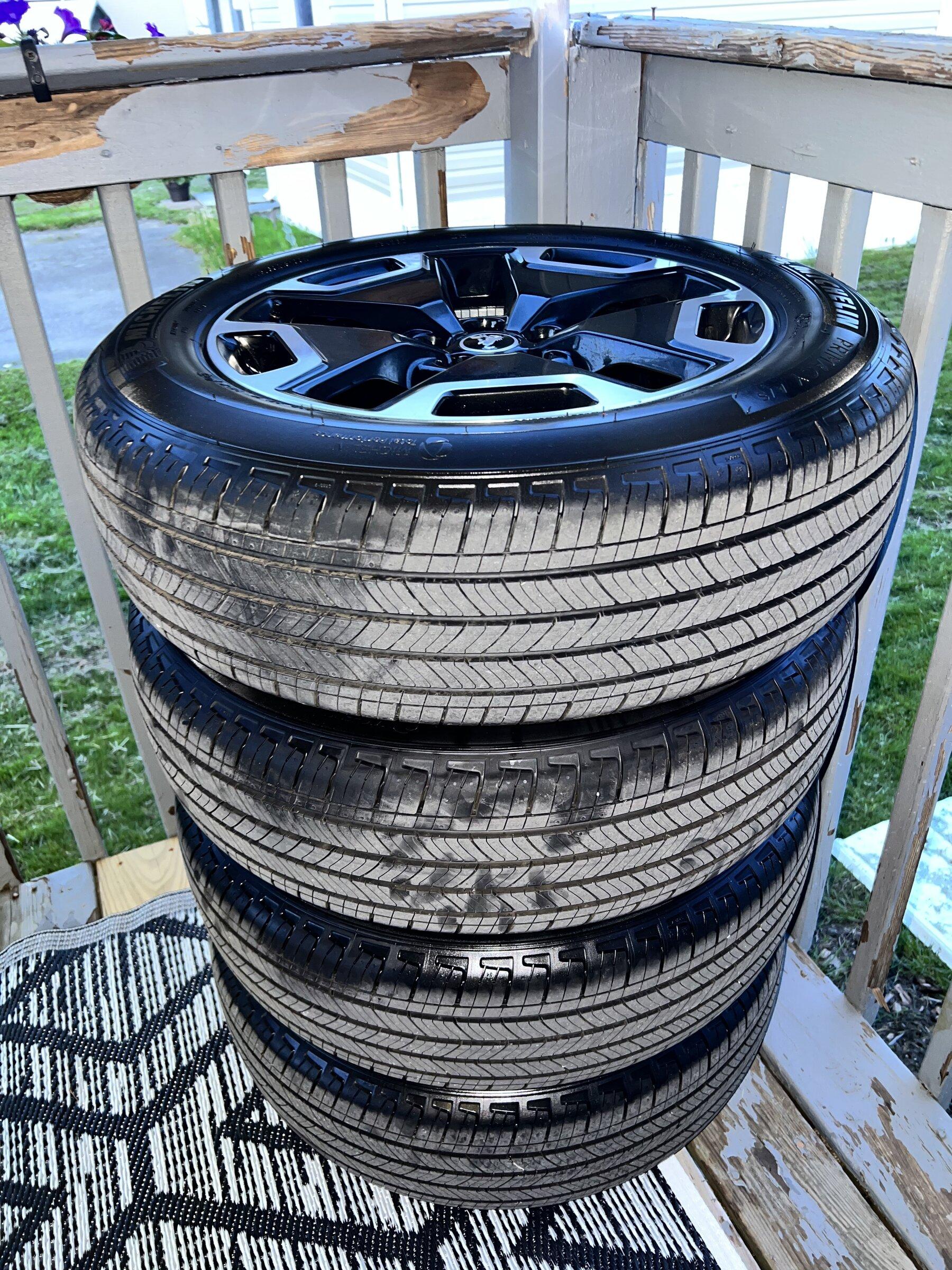 Ford Maverick *Sold* Bronco Sport Outerbank Wheels 18” 331105AD-54A7-40CB-BC6B-C572C1EEAF46