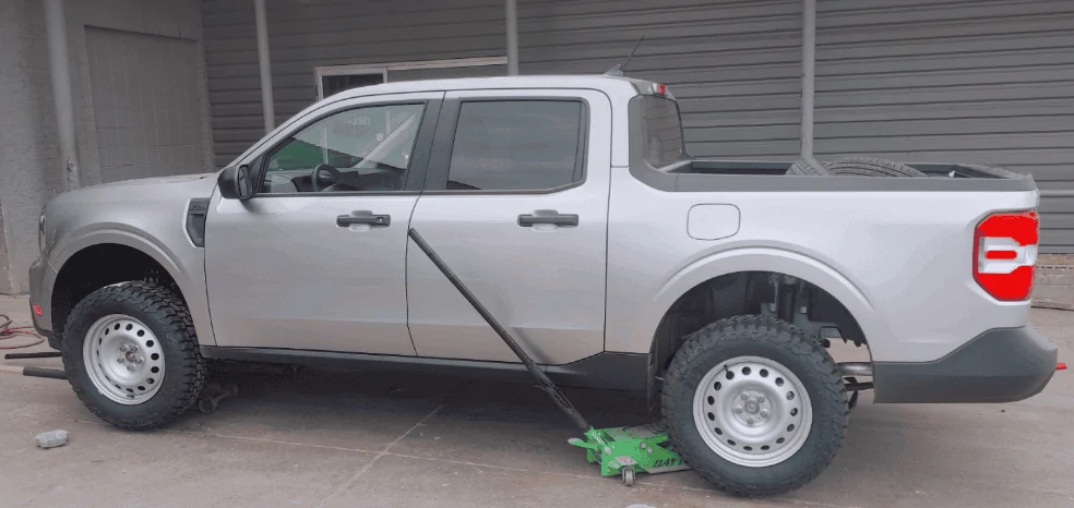 Ford Maverick Rear OEM Mudflaps install instructions? Screenshot_20220514-210004~2