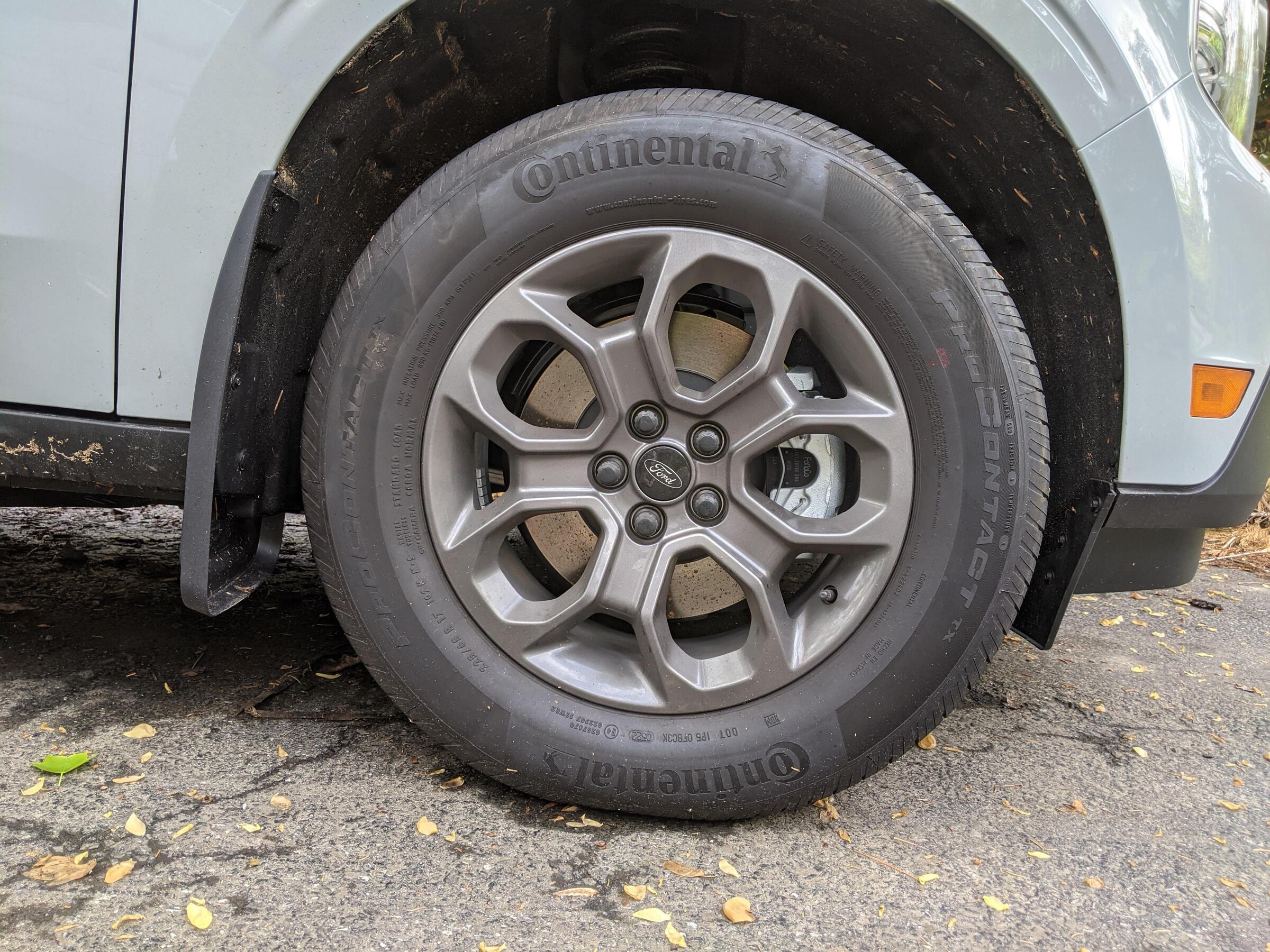 Ford Maverick June6_22, wheel lug ? 9bDrLjE