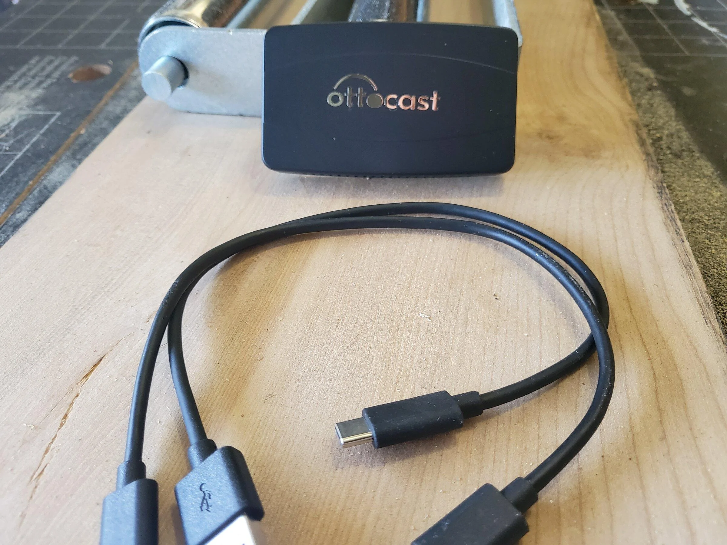 Ford Maverick Autocast wireless adapter 20220506_154348