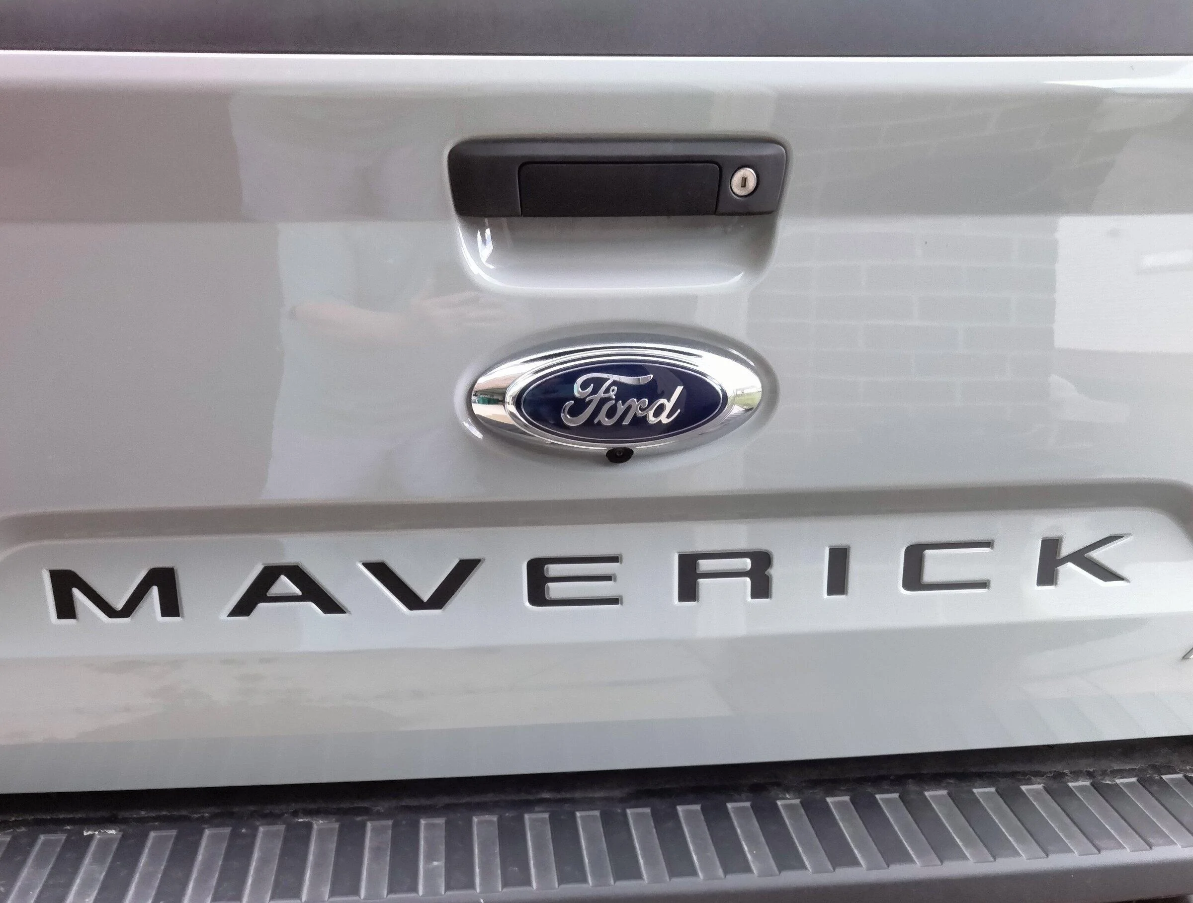Ford Maverick Lettering on the Maverick stamp on the tailgate IMG_20220516_140459