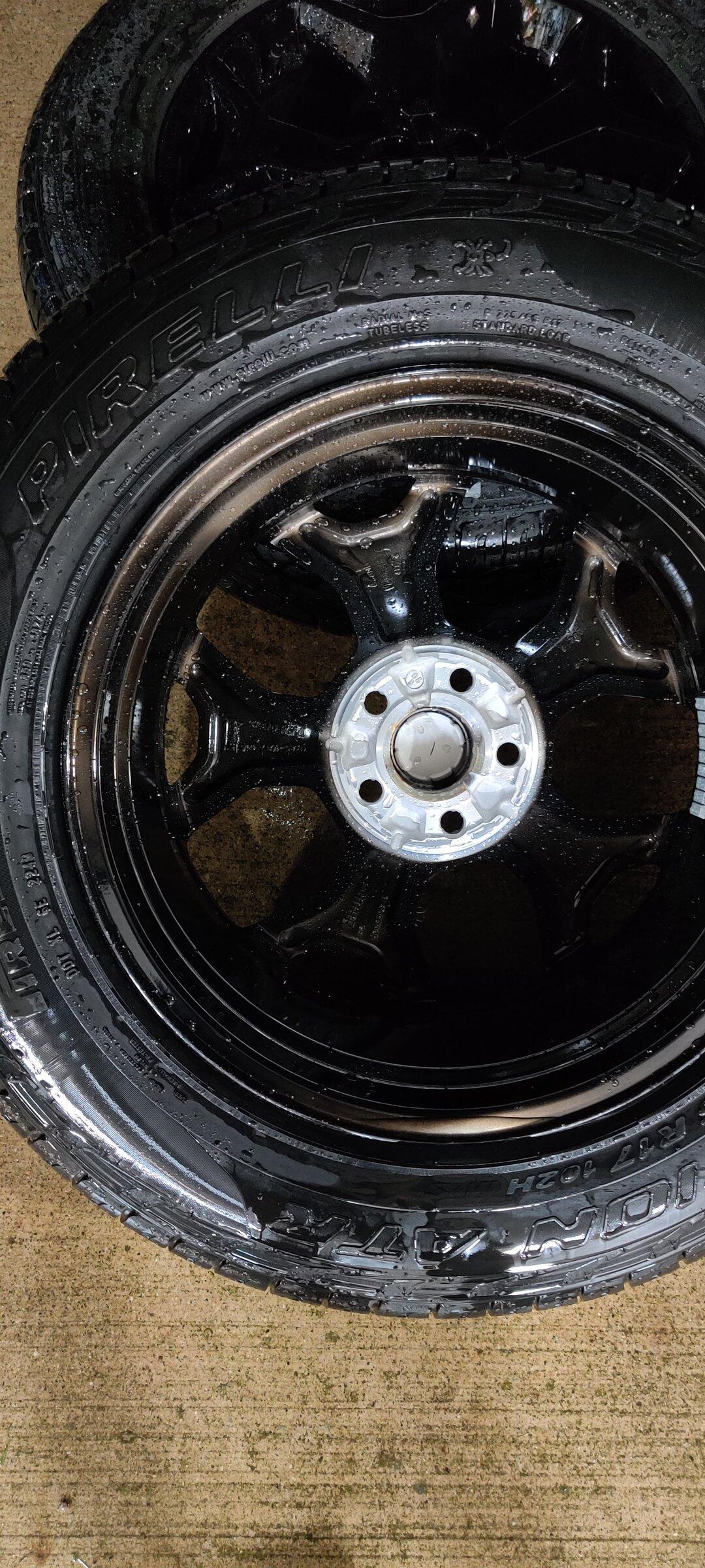 Ford Maverick 17” gloss black wheel paint discoloration IMG_20220516_214956