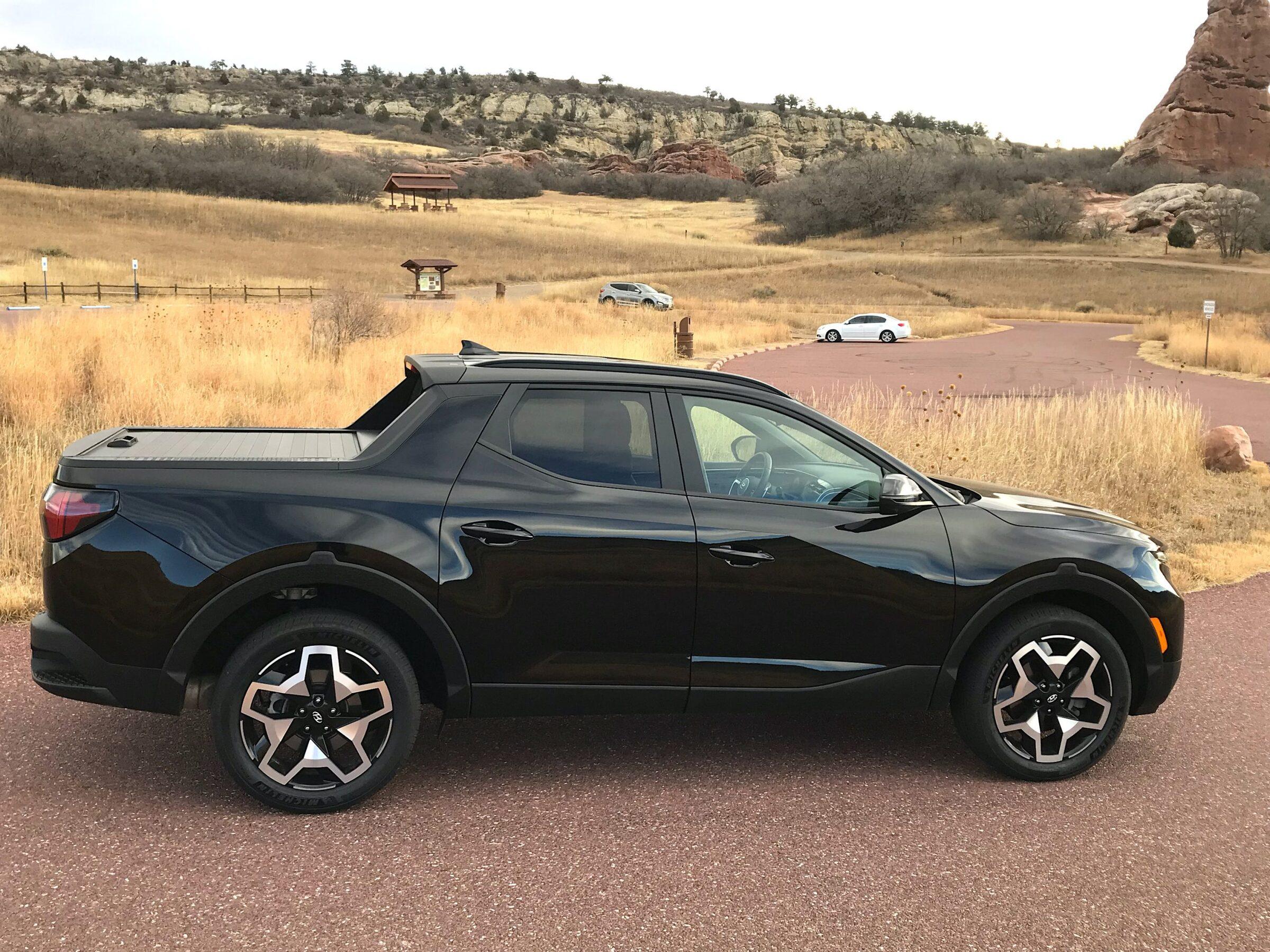 2022-Hyundai-Santa-Cruz-side-parking-scaled.jpg