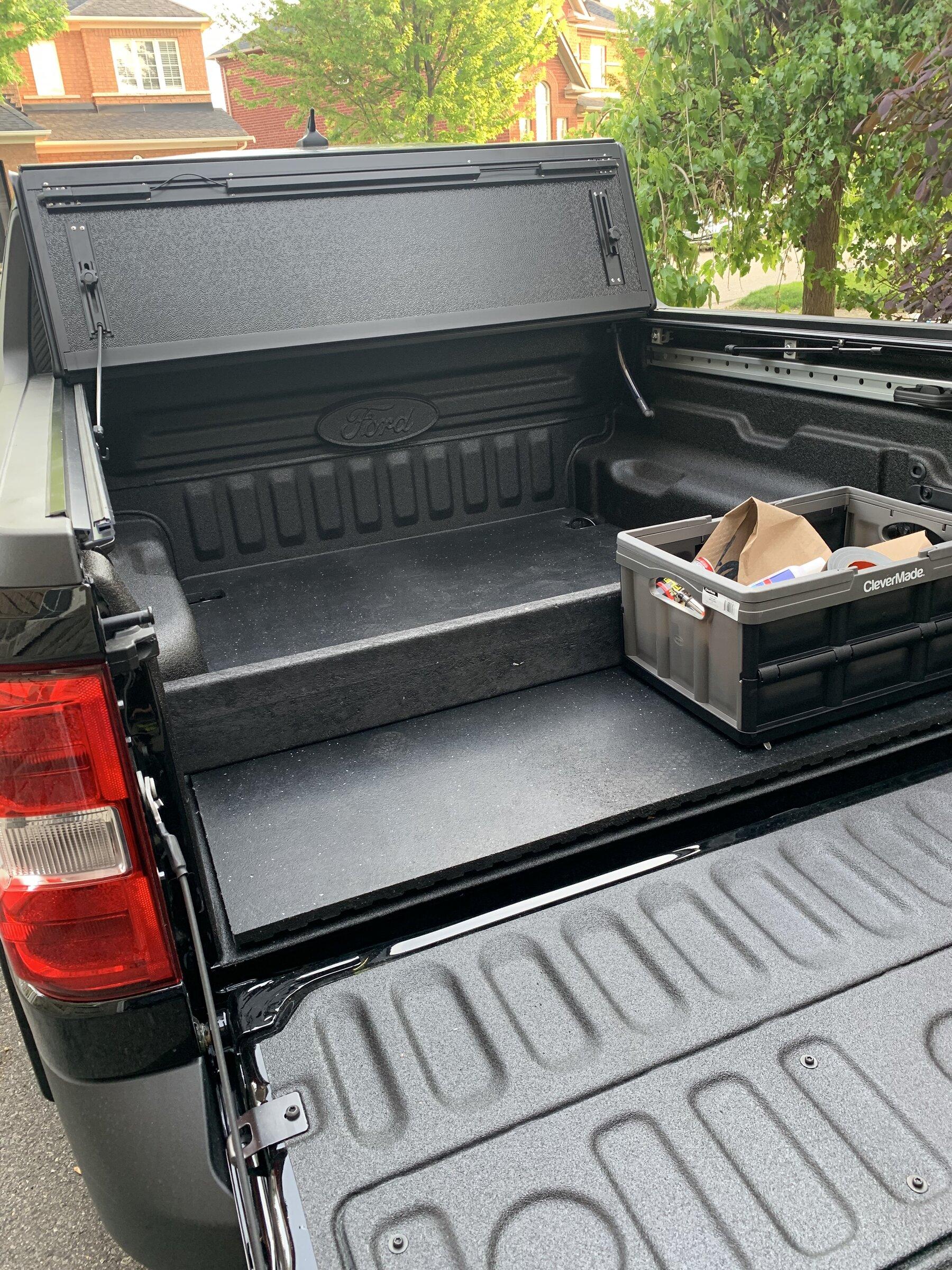 Ford Maverick Hard Folding Tonneau Cover 42CE3898-9931-49CB-AA24-FD0F5FACE732