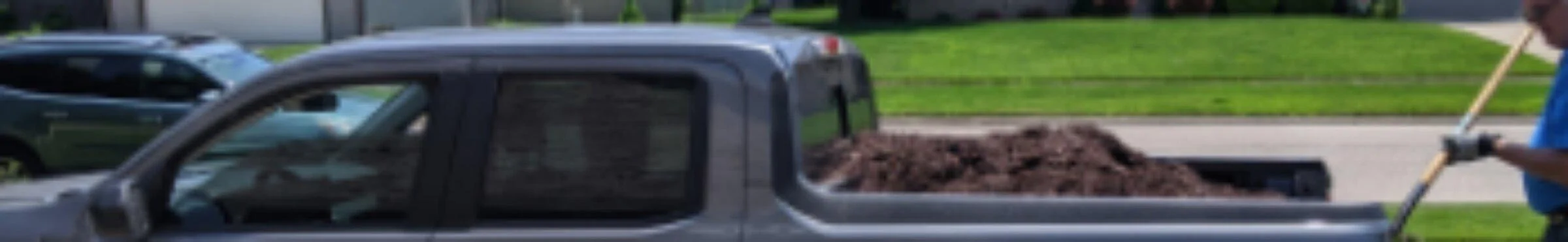 Ford Maverick Can mulch be dumped in the short bed? PXL_20220530_173707279