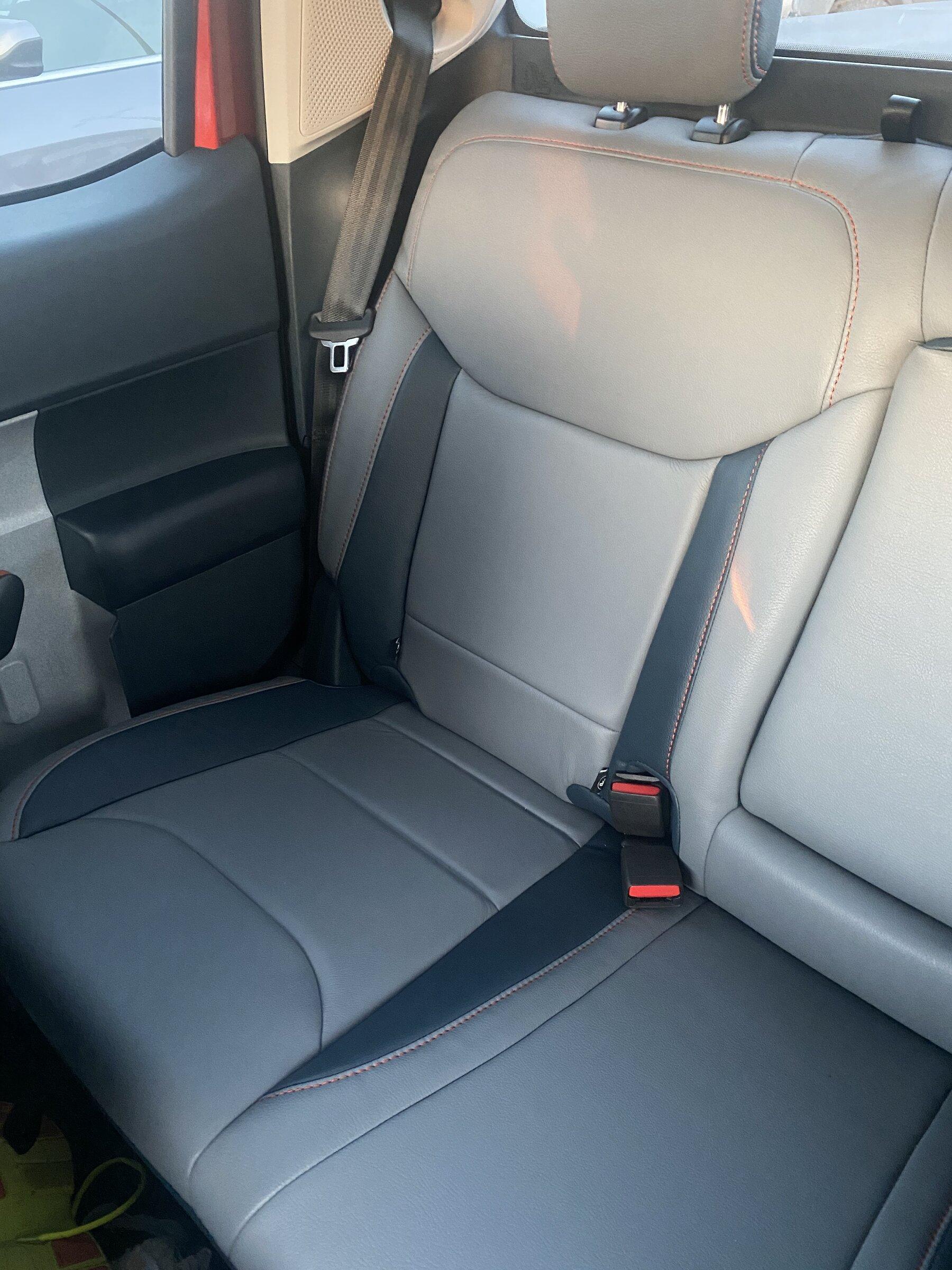 Ford Maverick Katzkins installed on XLT Lux seats 8843DB8D-7318-49AB-A28A-2237256FA71E