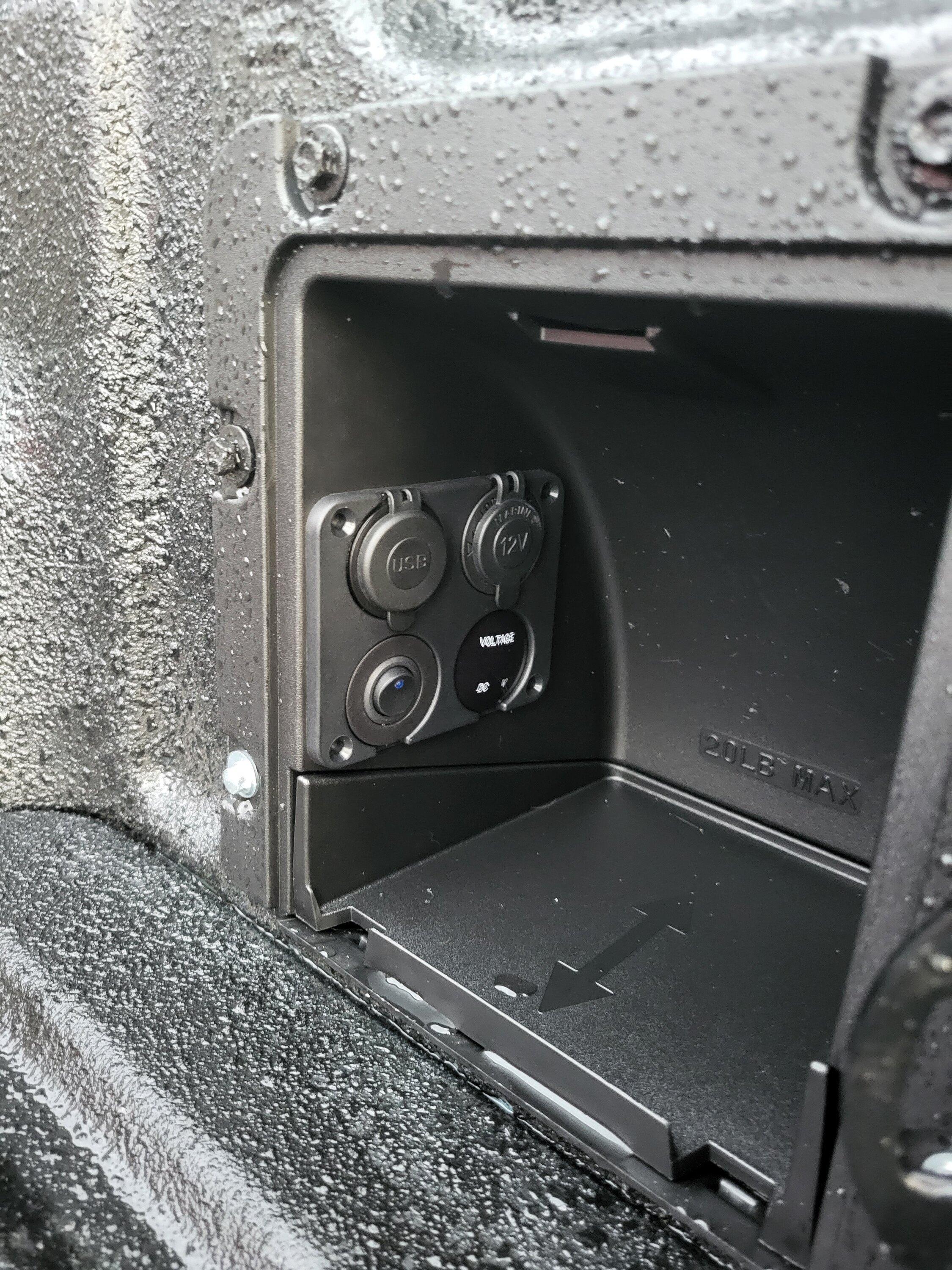 Ford Maverick Bed cubby and power source installed 20220610_200013