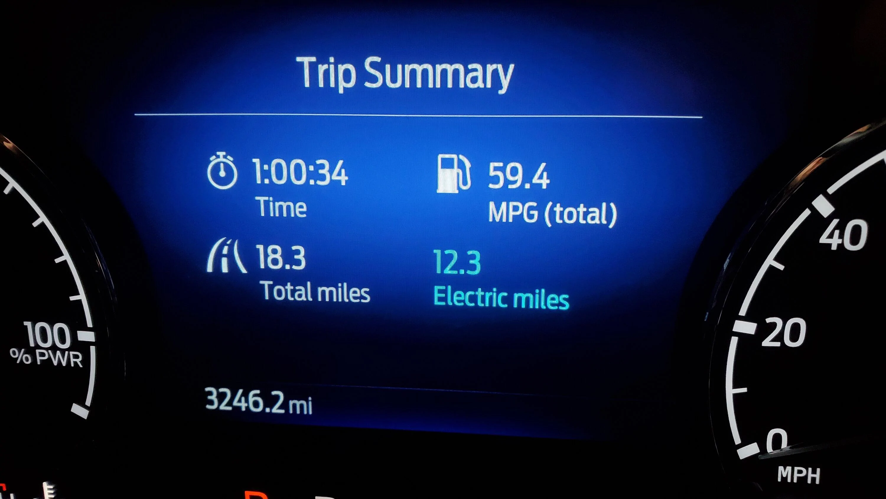 Ford Maverick Hybrid vs Eco for mostly highway driving. 20220523_082615