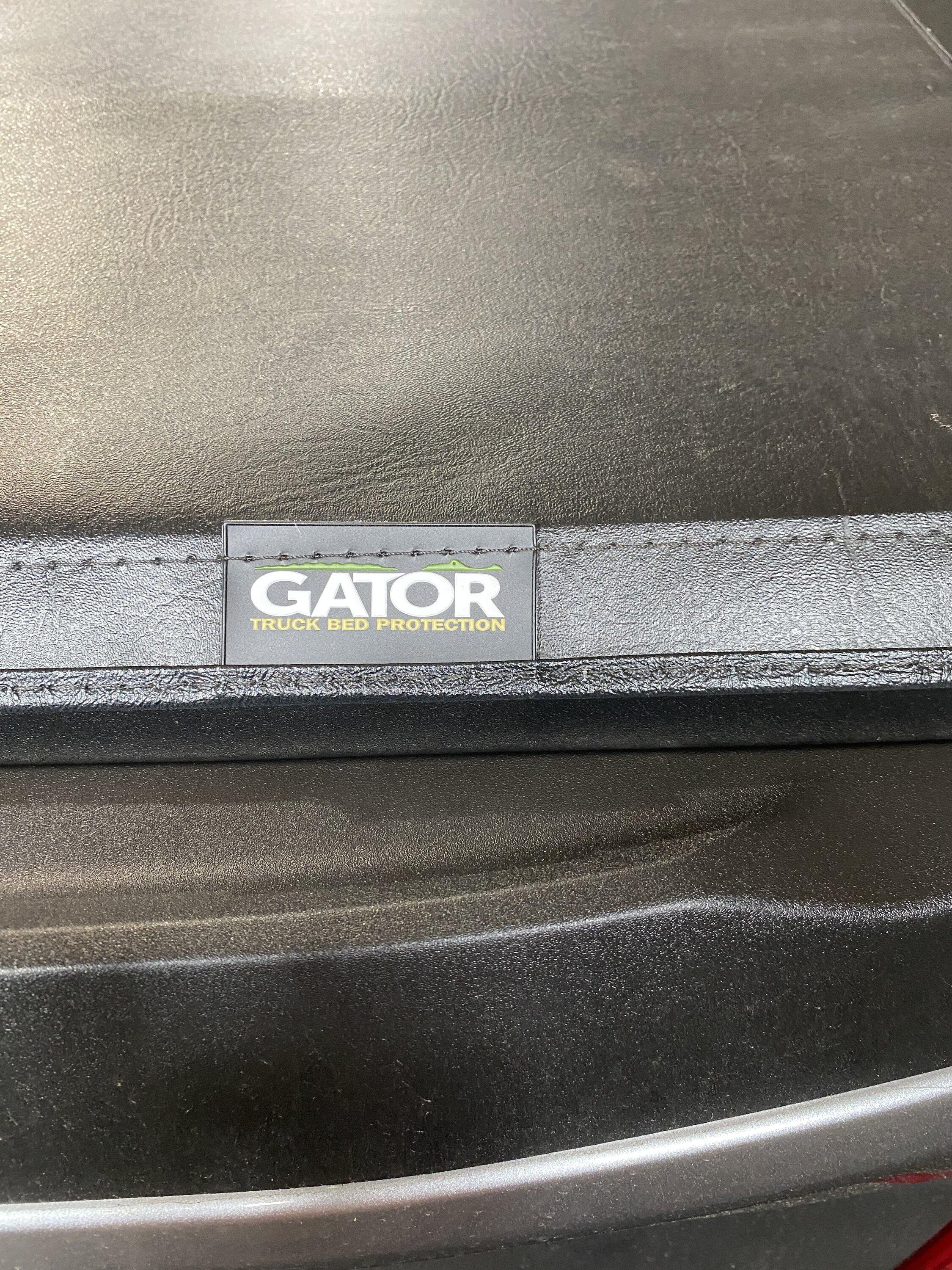 Ford Maverick Gator SFX Tri-Fold Tonneau Cover D9EF208C-DB6B-4005-B2F5-CE07FD35ADBE