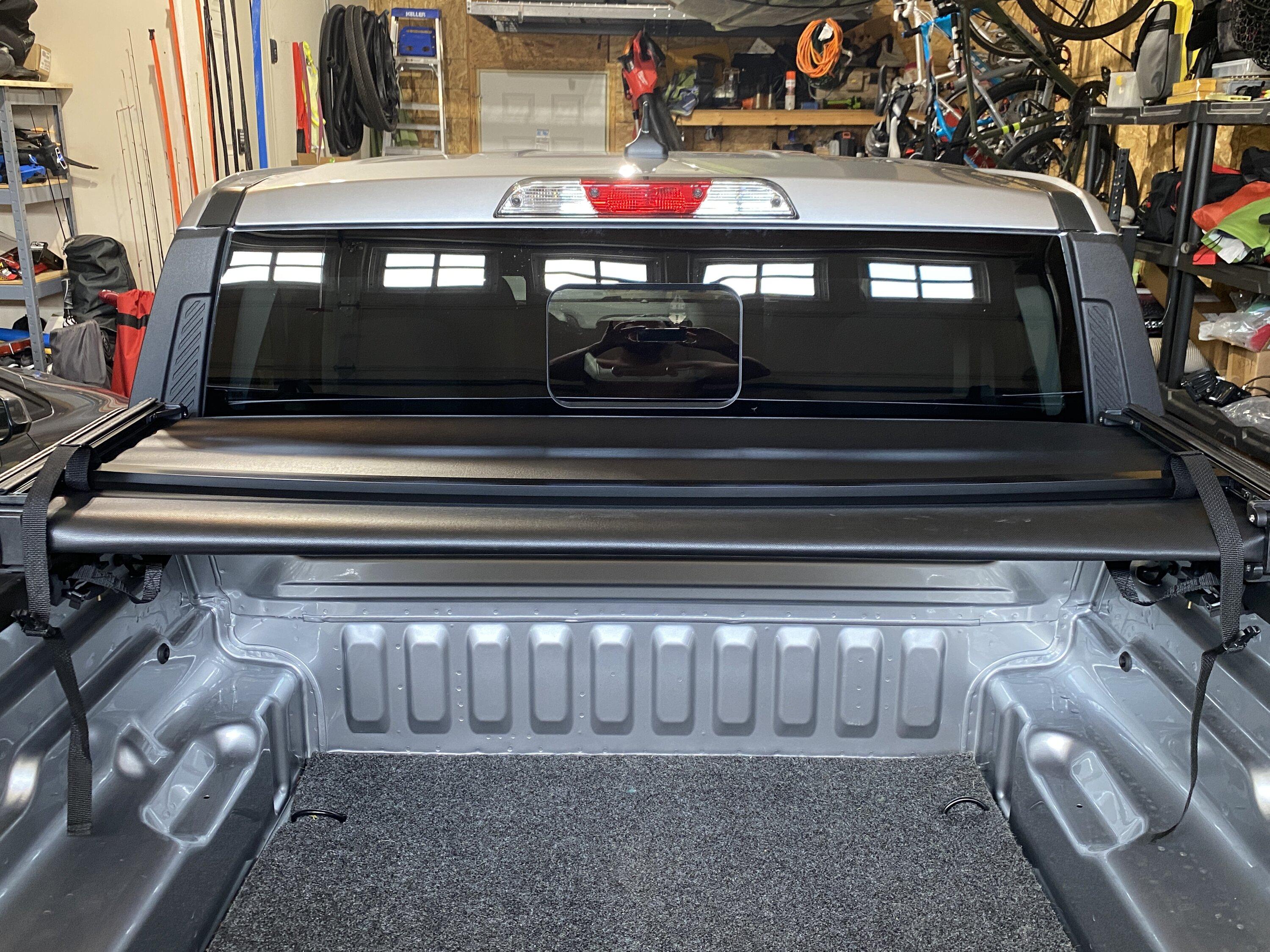 Ford Maverick Gator SFX Tri-Fold Tonneau Cover 00BA67D0-35CE-44CA-AAA7-023572B9607B