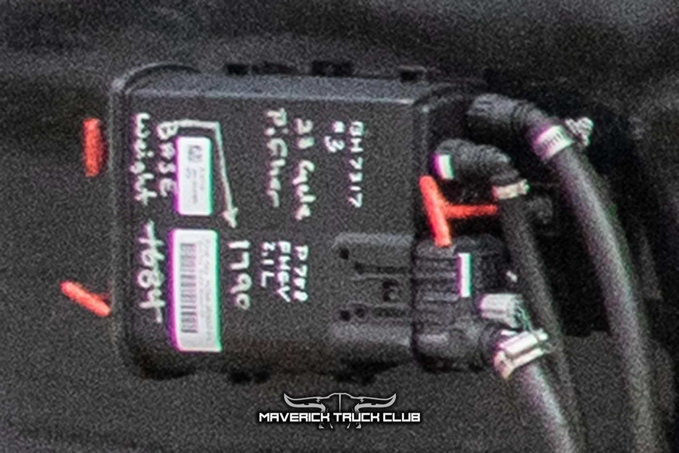 maverick-hybrid-phev-awd-prototype-spied-6.jpg