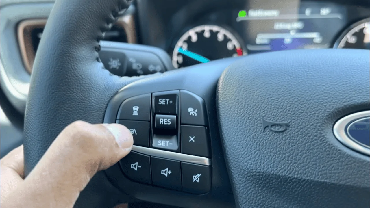 Ford Maverick Lane Keep only works with cruise on? 1655485342838