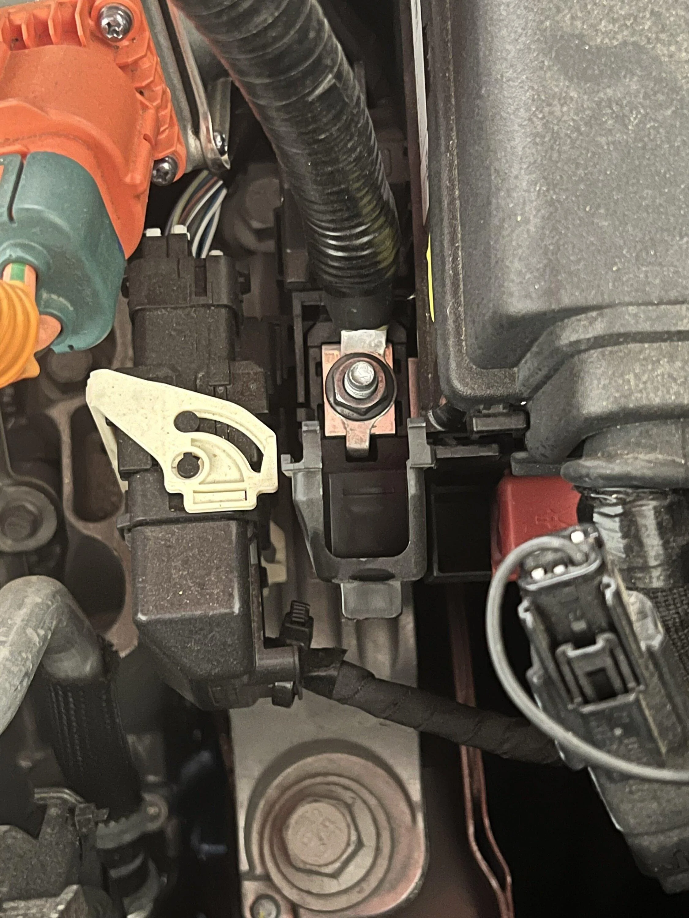 Ford Maverick ****REGARDING DEAD HYBRID MAVERICKS ISSUE**** IMG_0821