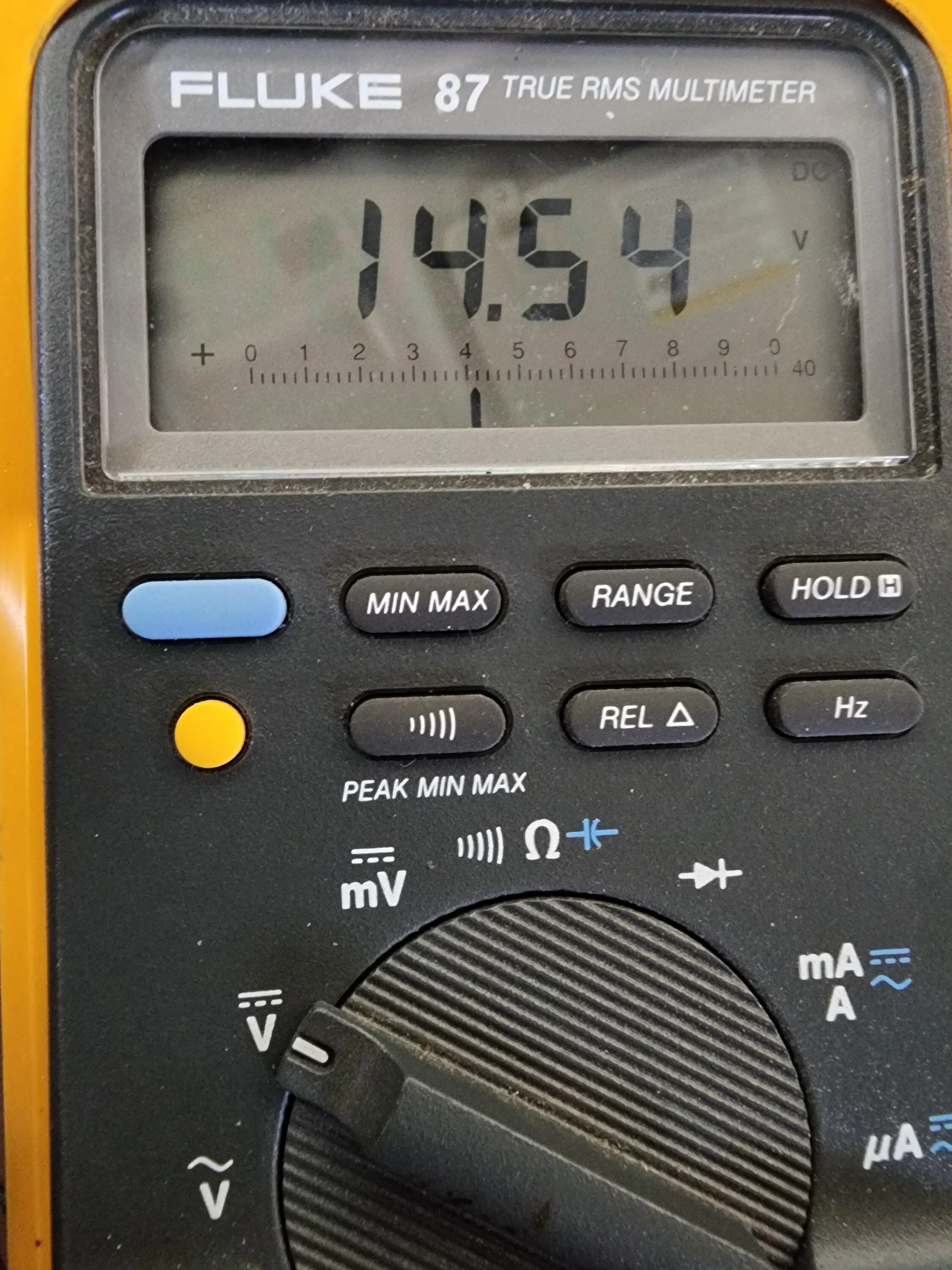 Ford Maverick 12v meter feedback 20220617_153209