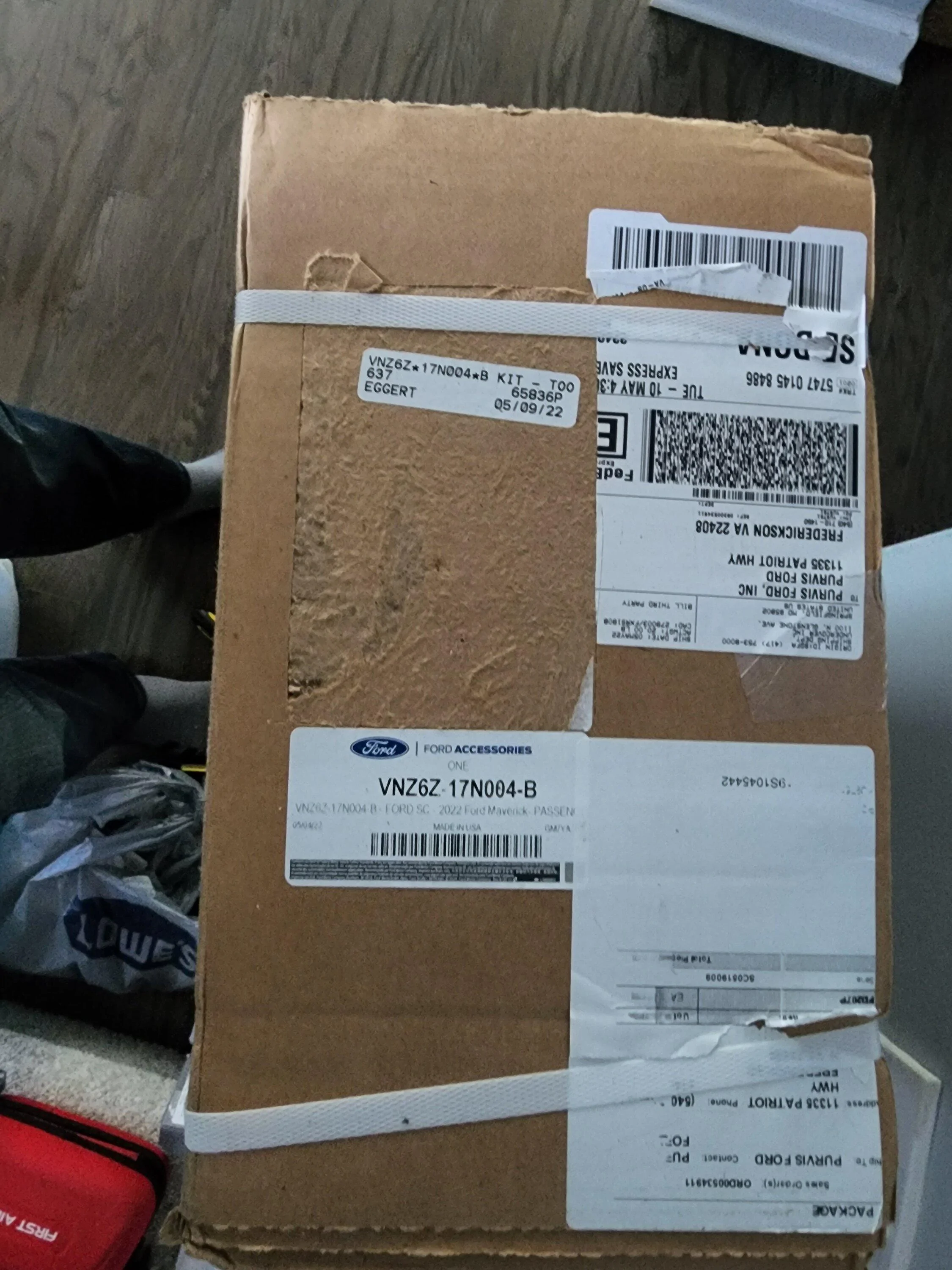 Ford Maverick Right hand side pivot storage box, NI 20220620_160125