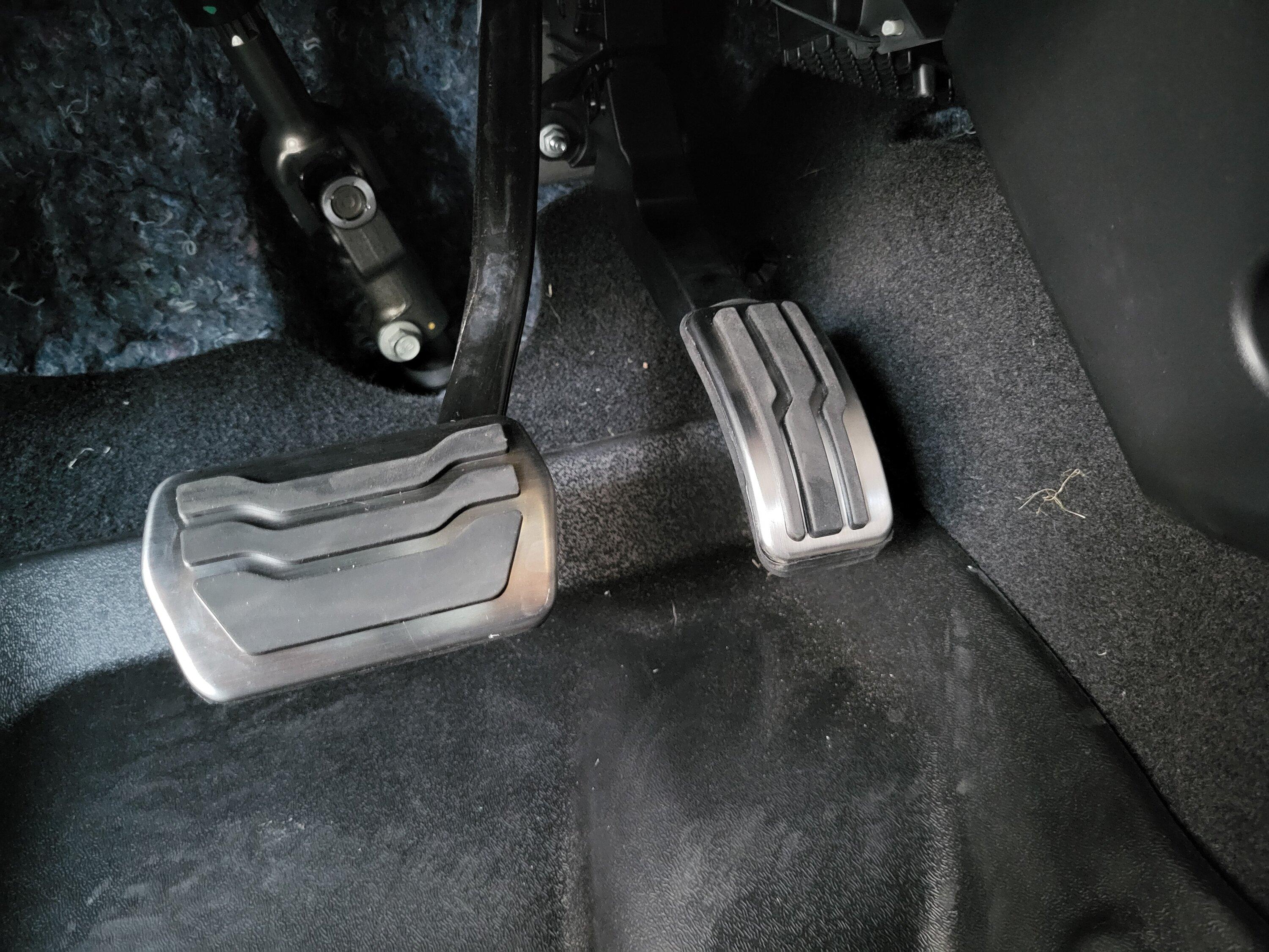 Ford Maverick Plastic gas pedal ? 20220621_195210