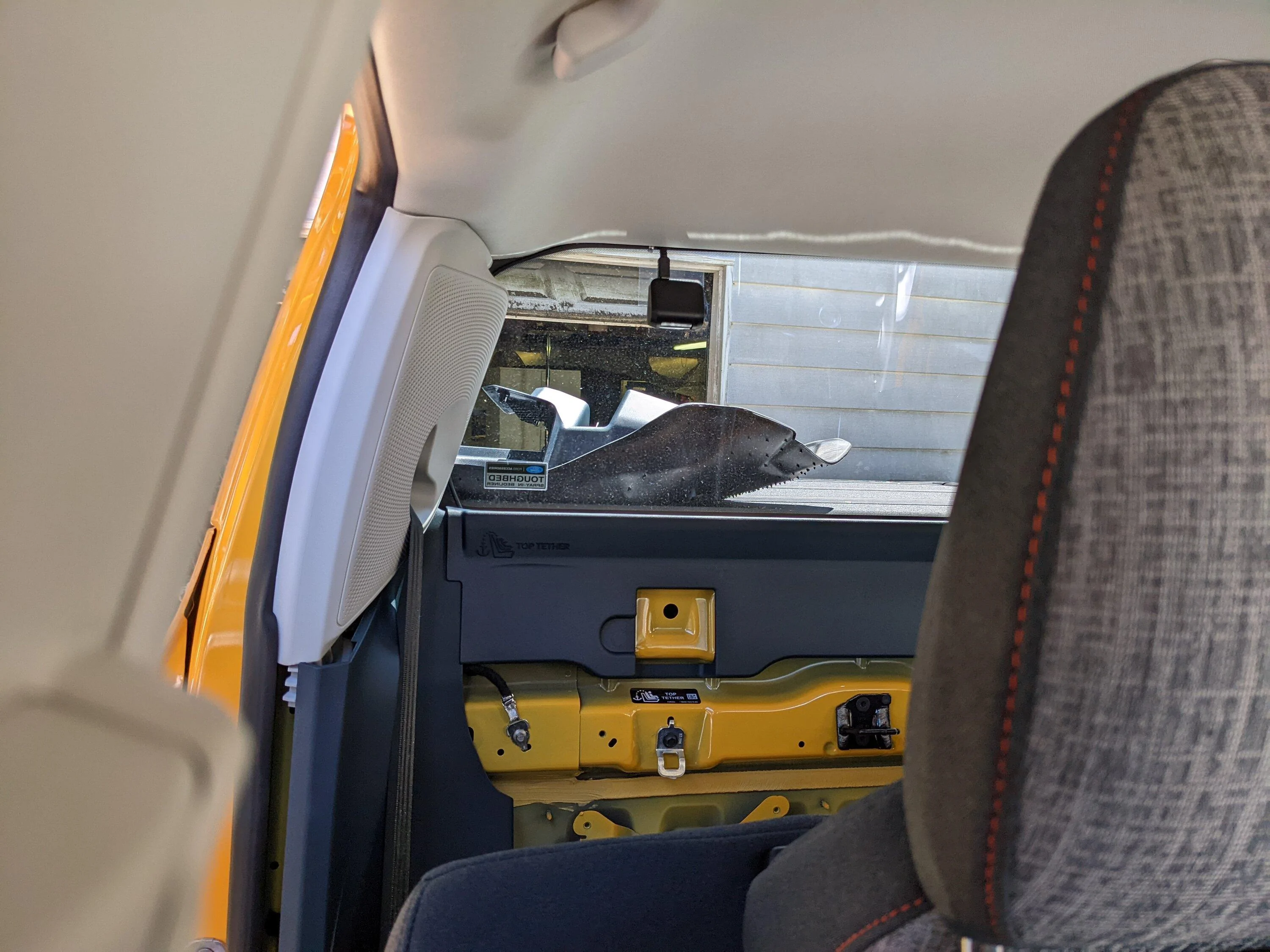 Ford Maverick Rear Dashcam Location? PXL_20220619_190200750