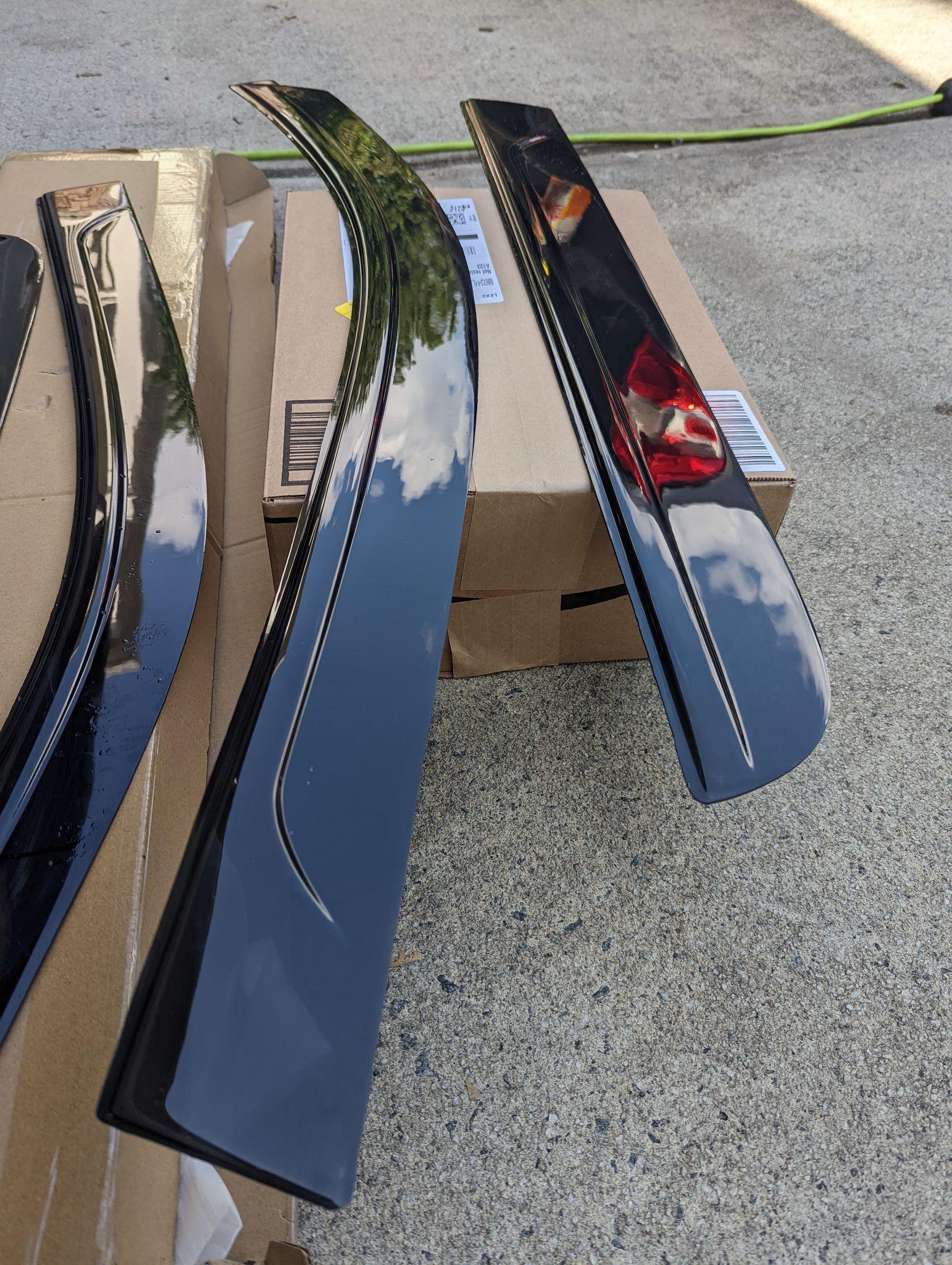 Ford Maverick FS: Ford OEM Window Visors 289943141_797683414938897_5290031402050012943_n